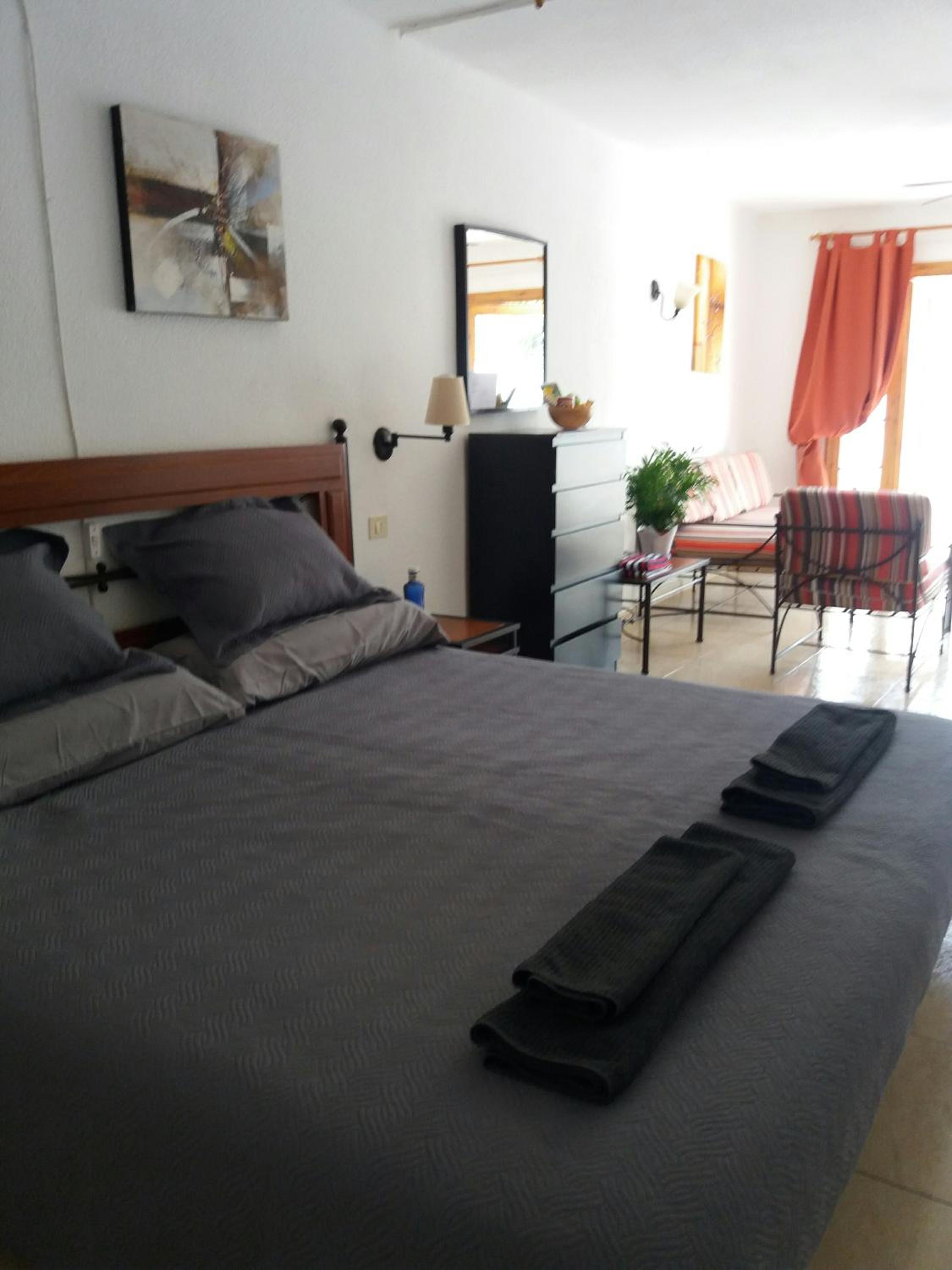 Estudio con terraza
