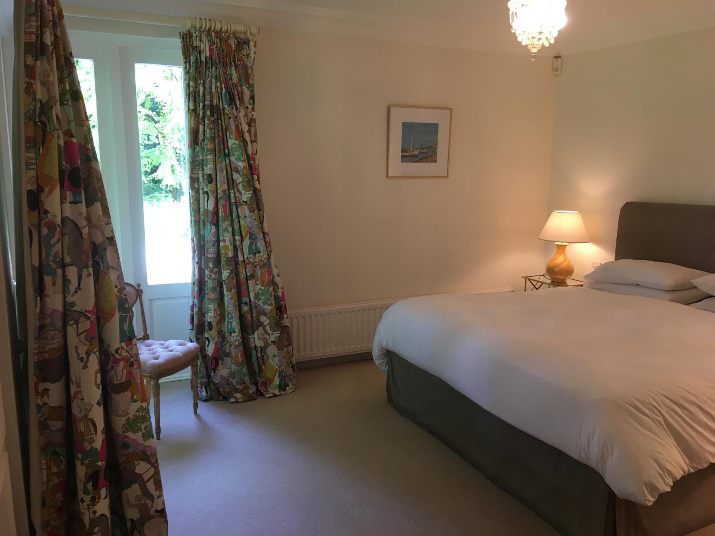 Double Room with Private Bathroom - Photo 5