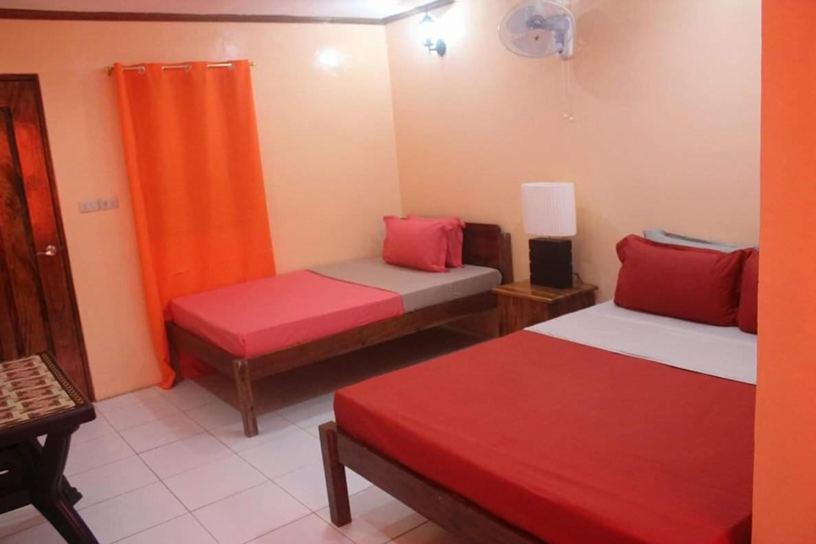 Quadruple Room with Shower photo 2