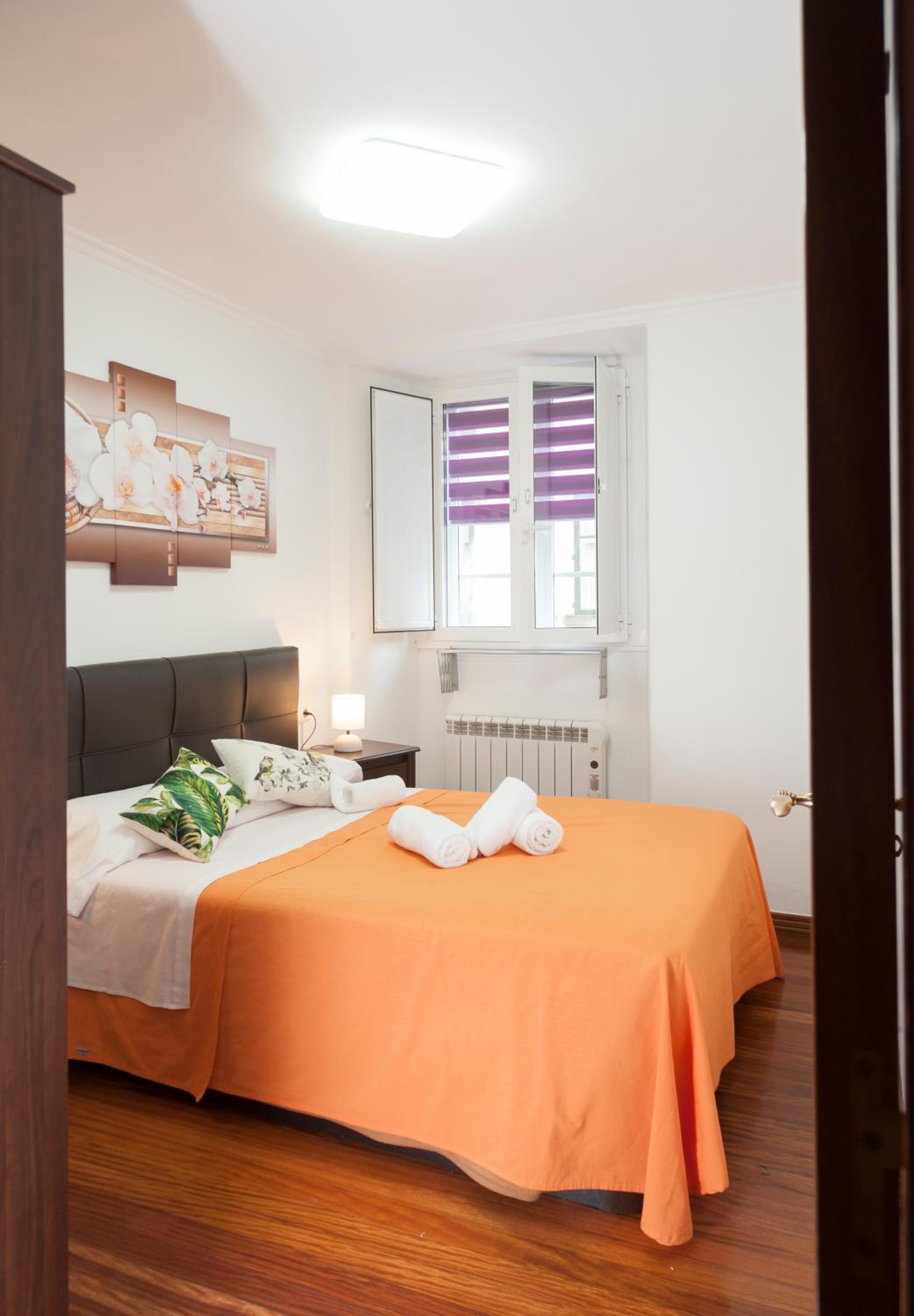Two-Bedroom Apartment - Photo 6