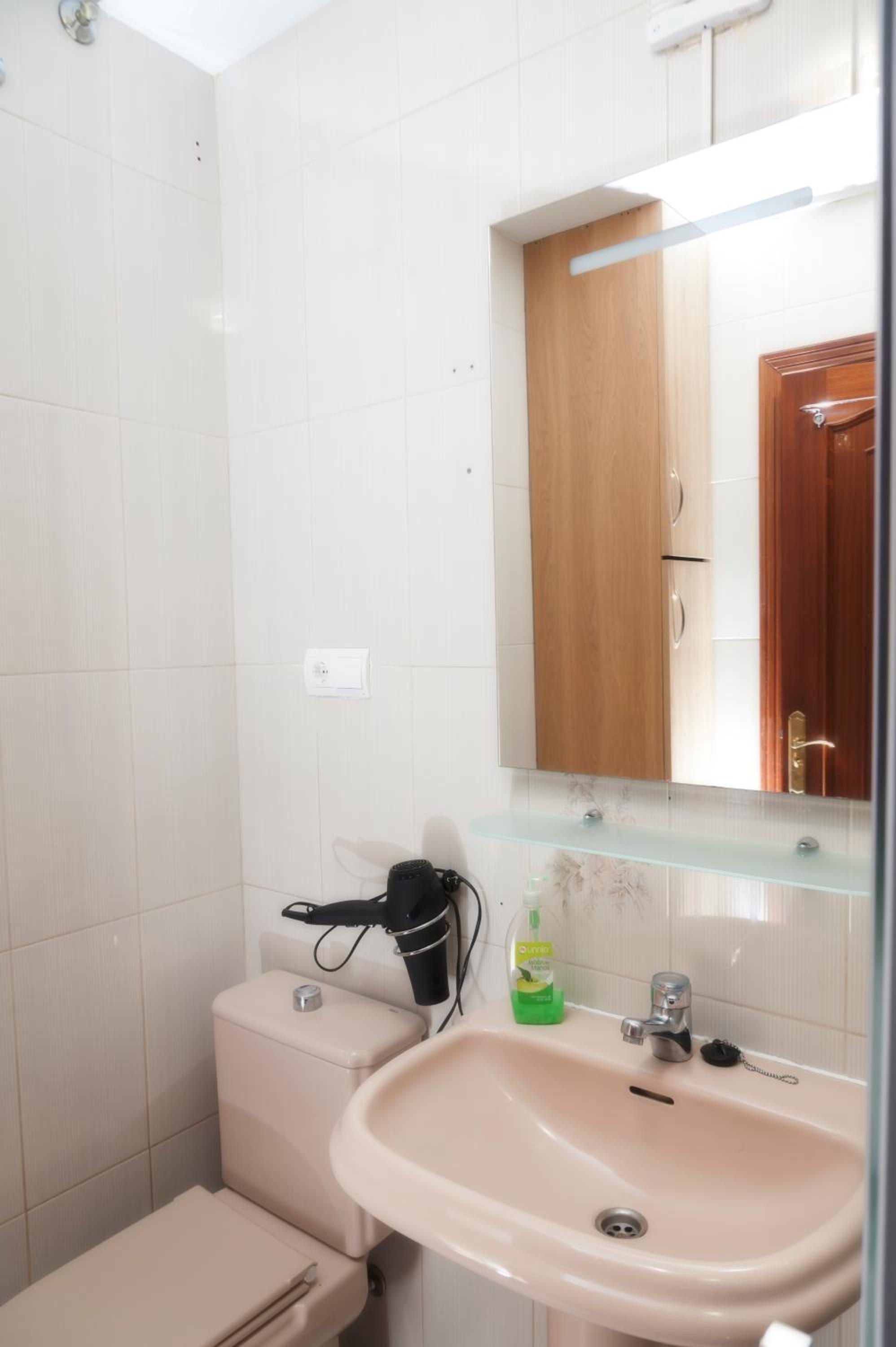 Apartment - Split Level - Photo 20