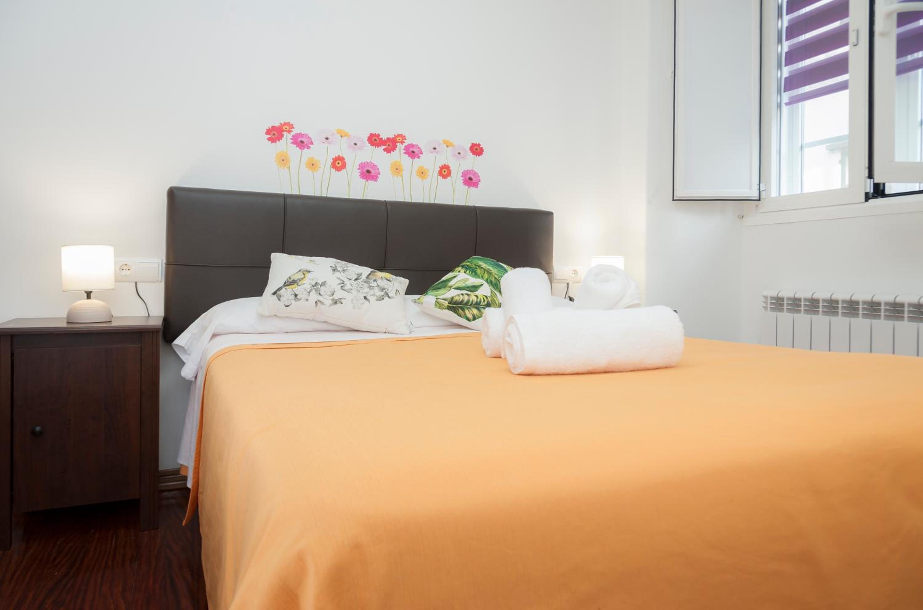 Two-Bedroom Apartment - Photo 37