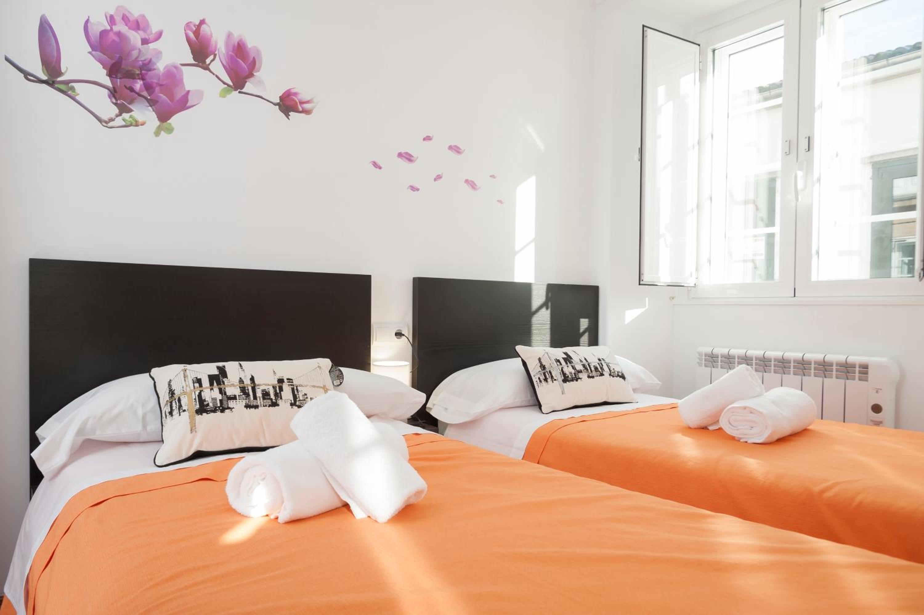 Apartment - Split Level - Photo 11