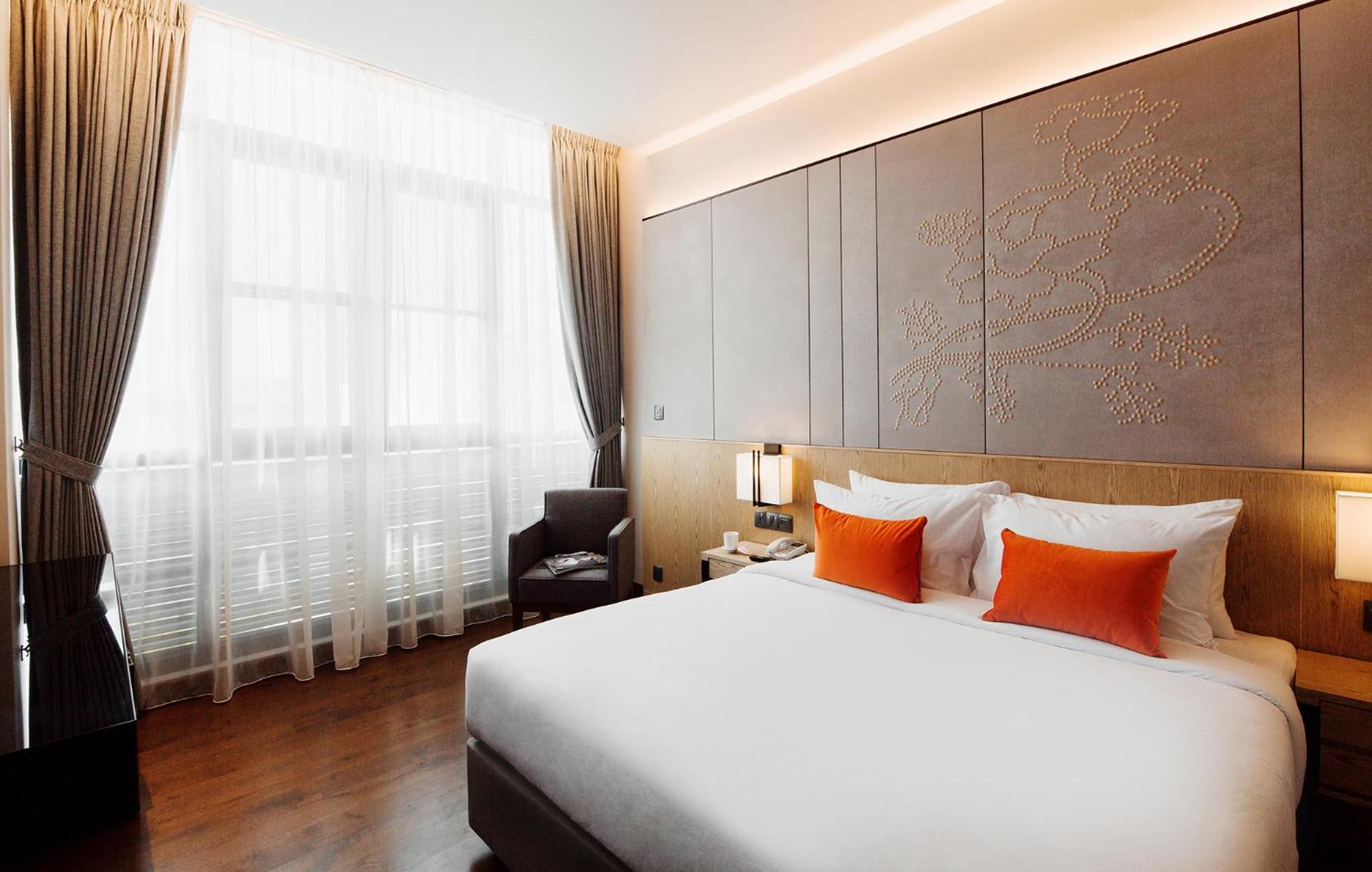 Deluxe King Room photo 3