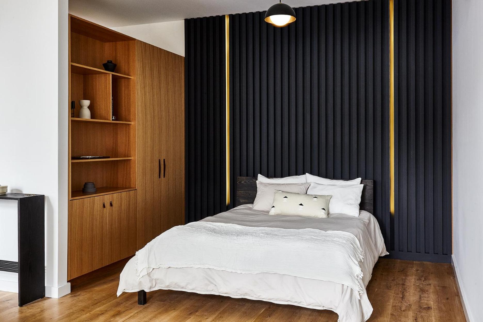 Second Floor Studio with Garden View