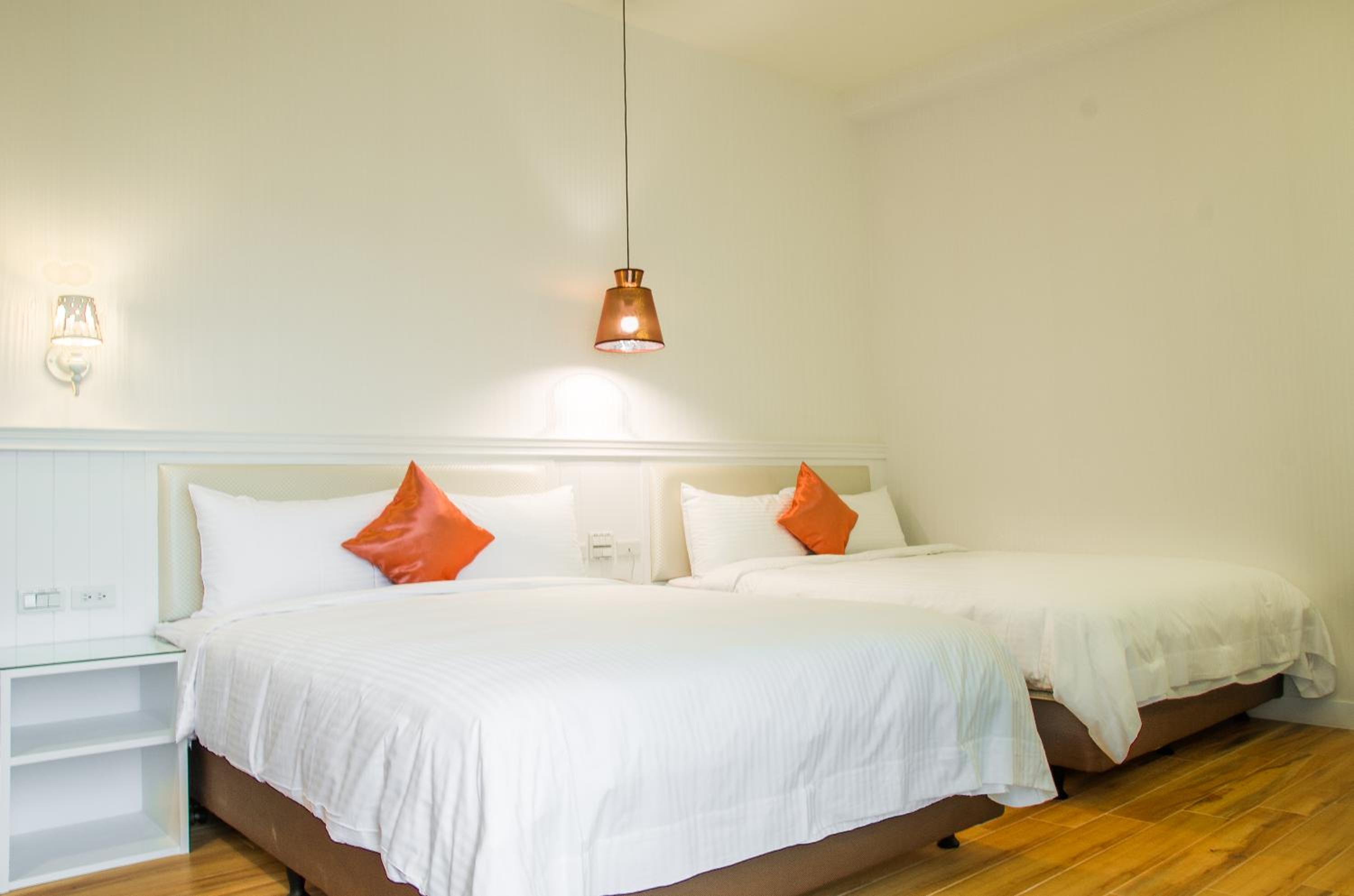 Quadruple Room with Mountain View photo 1