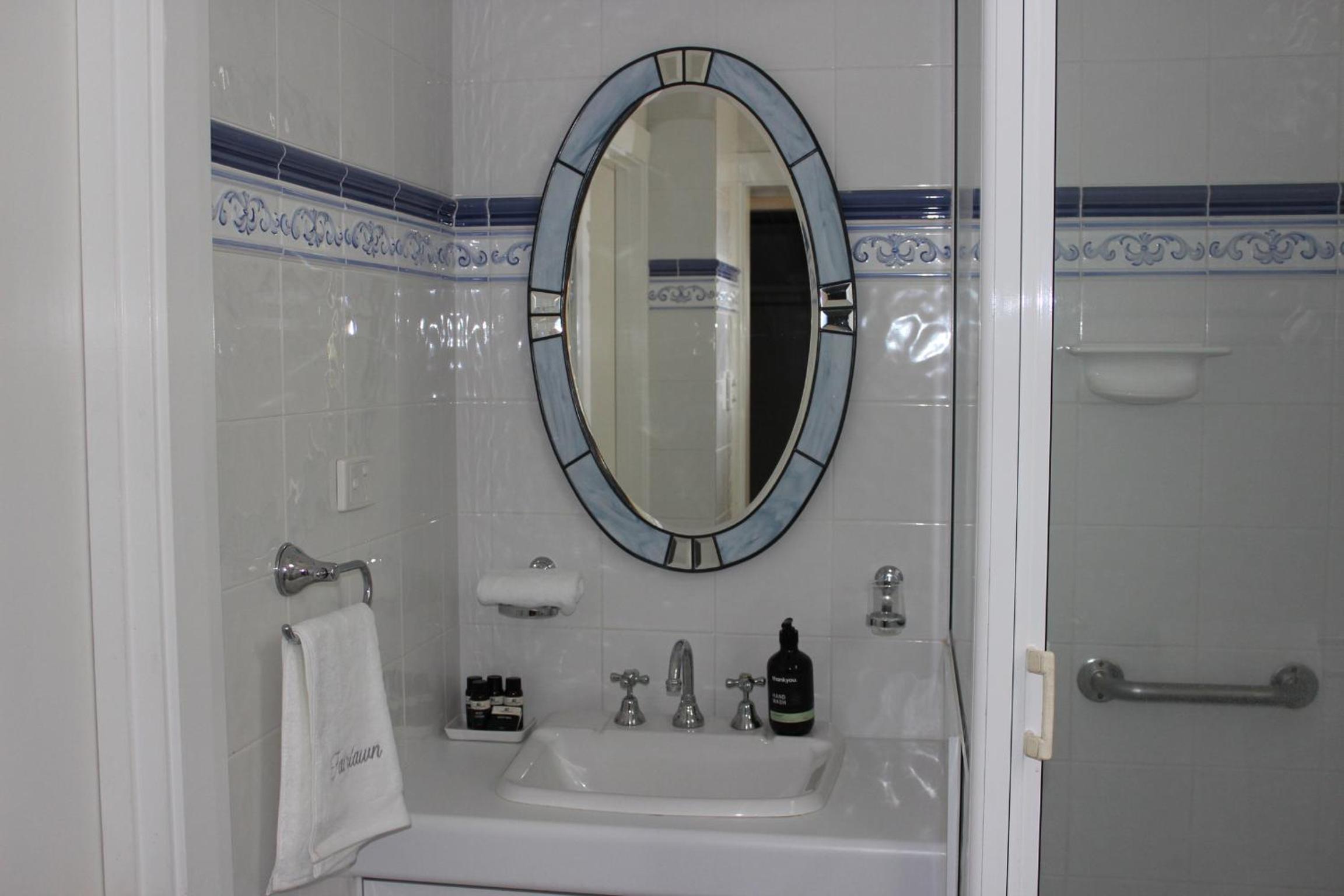 King Suite - Photo 7