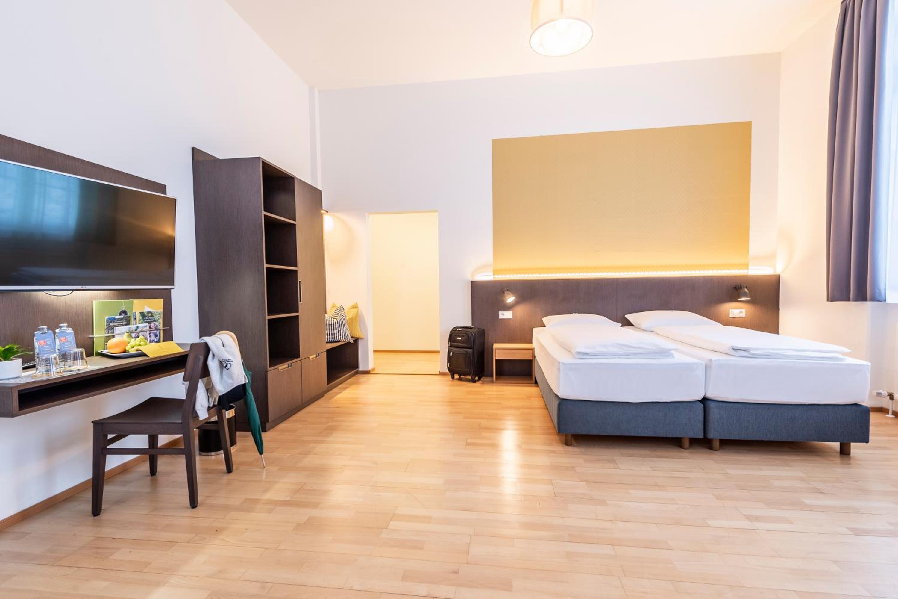 Triple Room photo 2