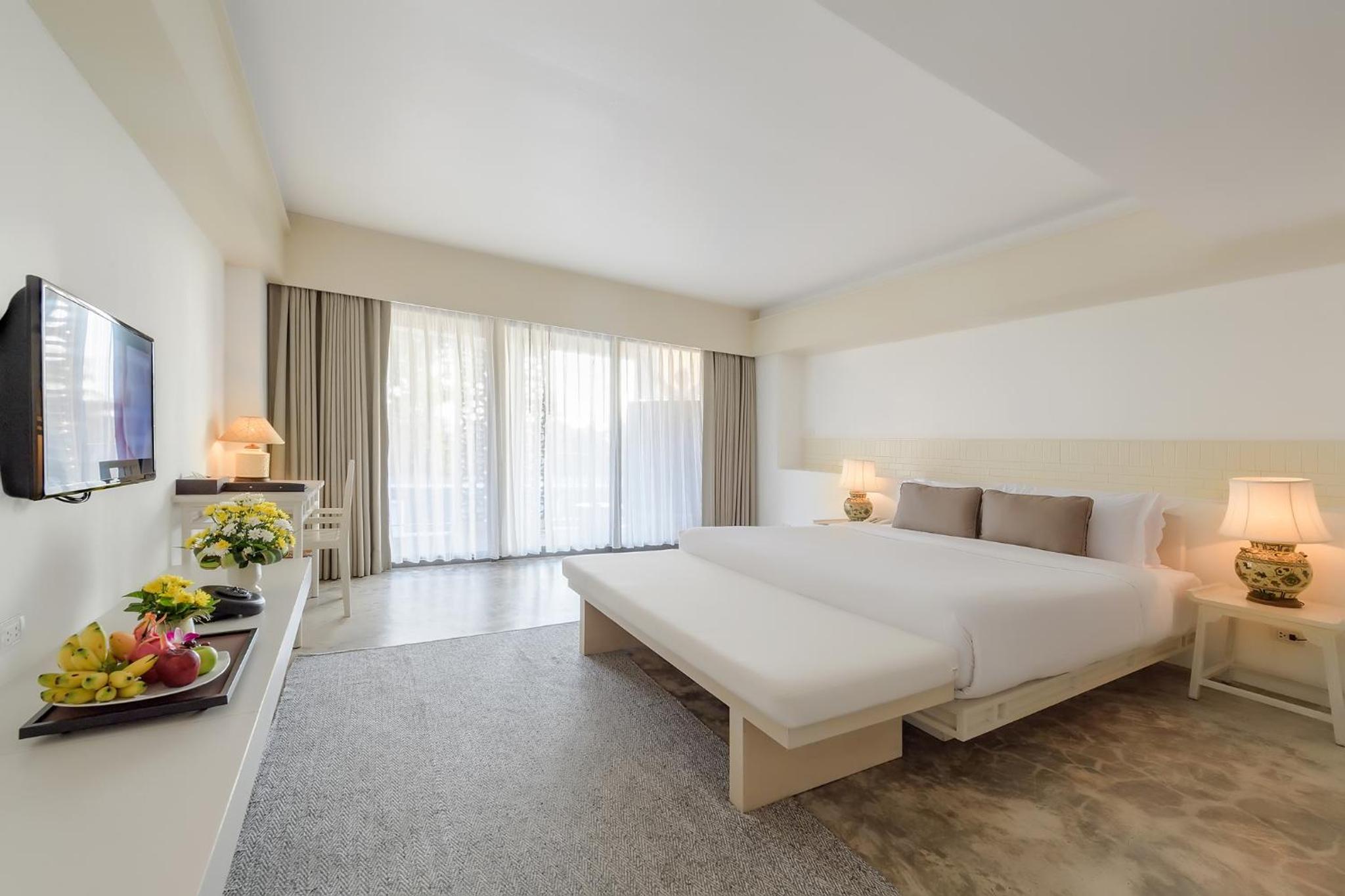 Deluxe Double or Twin Room with Water Park Ticket