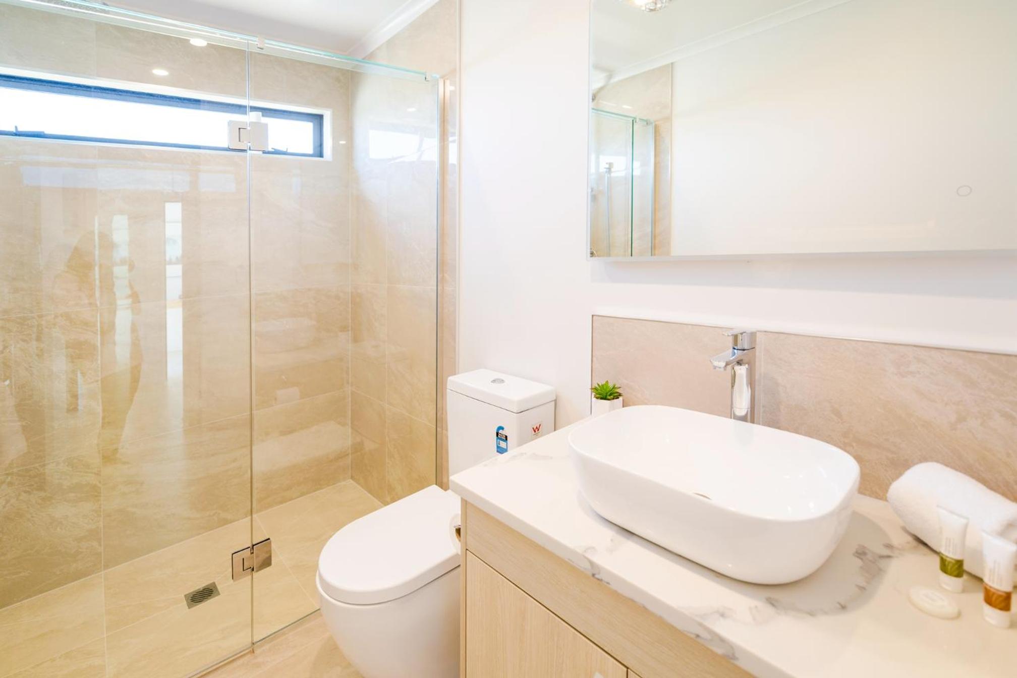 One-Bedroom Unit - Photo 4