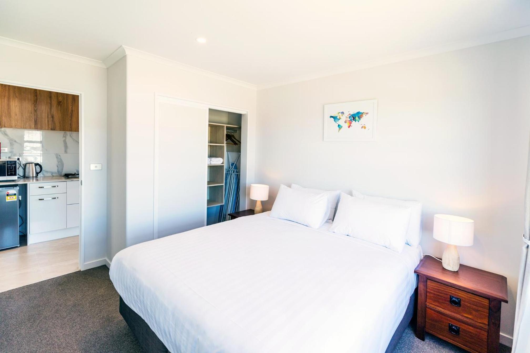 One-Bedroom Unit - Photo 1