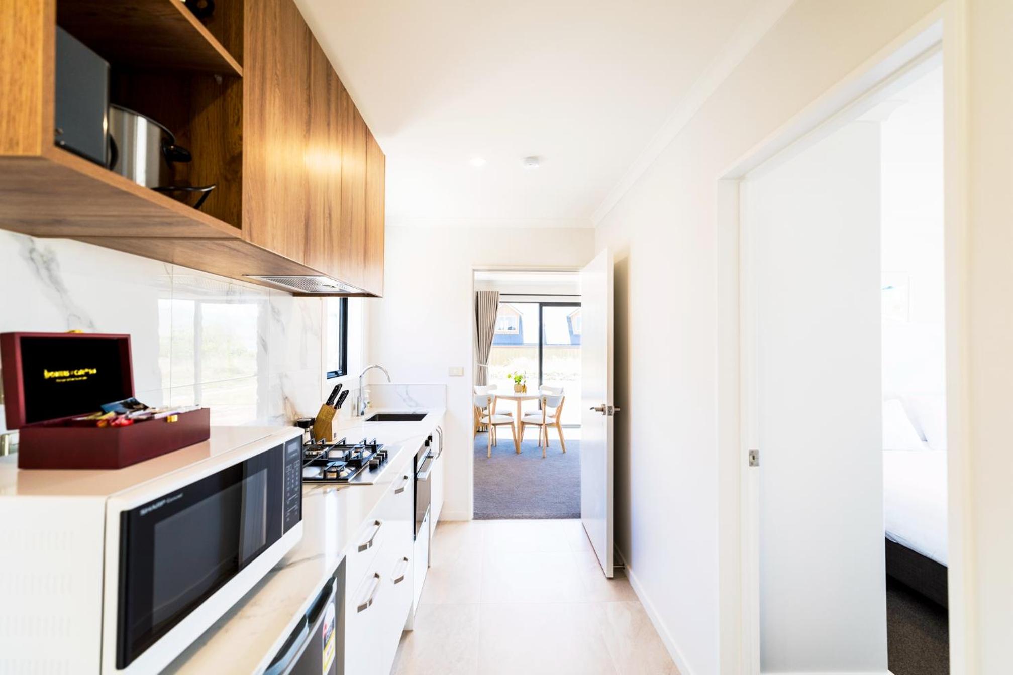 One-Bedroom Unit - Photo 8
