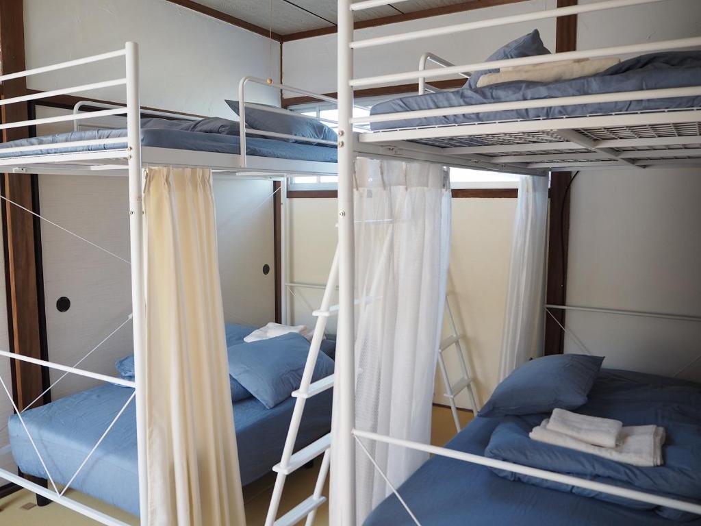 Economy Quadruple Room