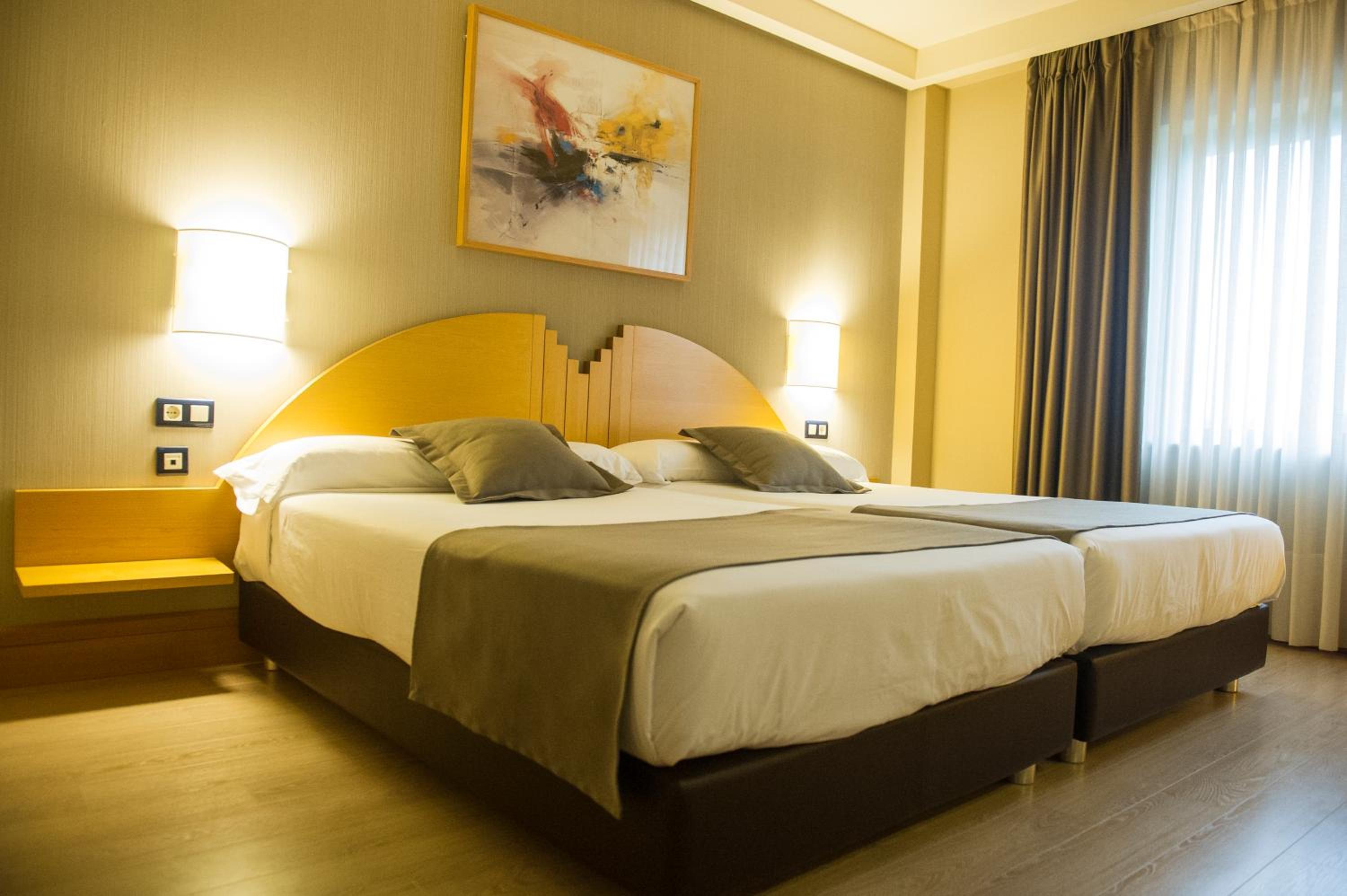 Double or Twin Room photo 2