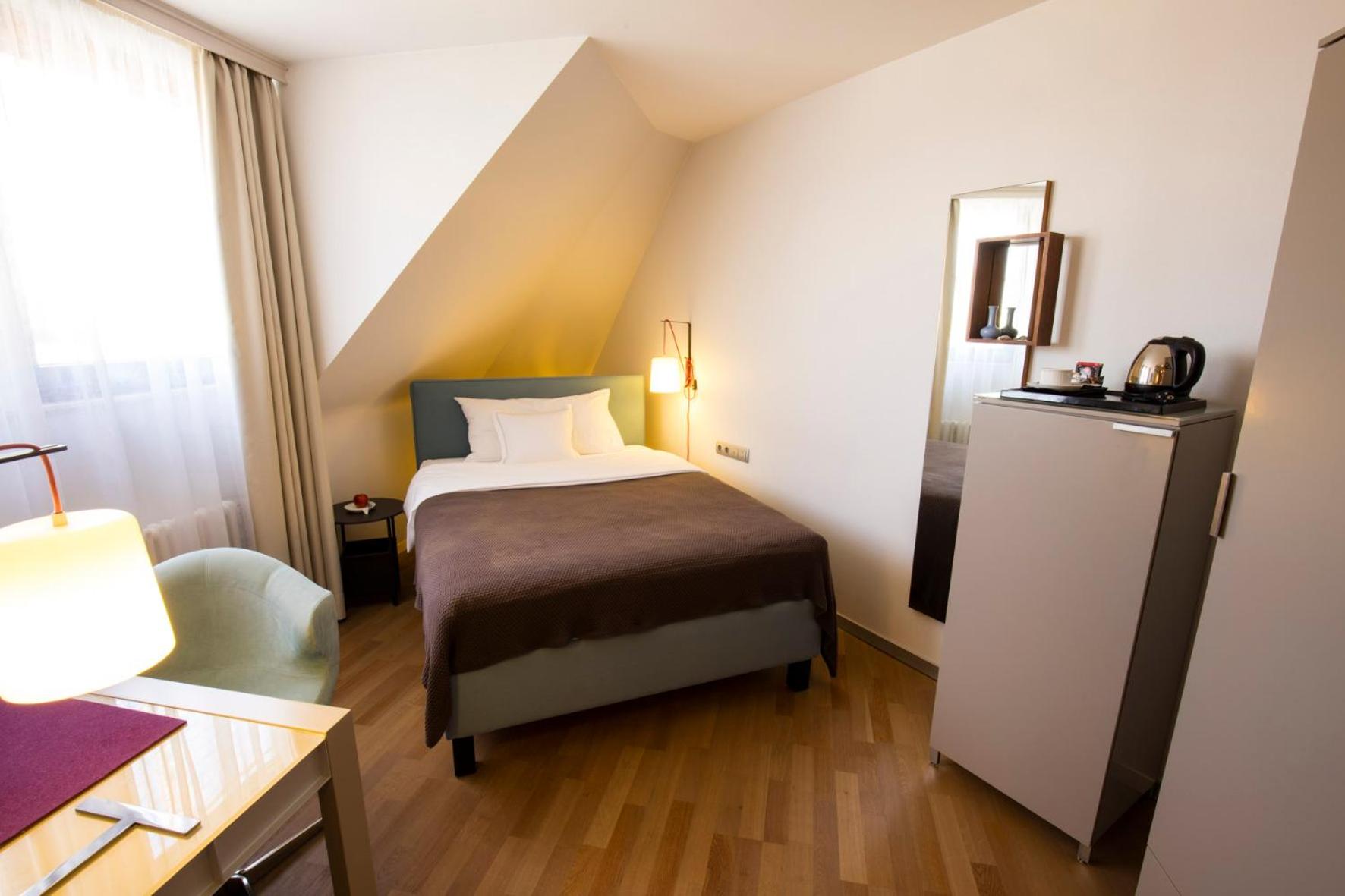 French Single Room photo 2