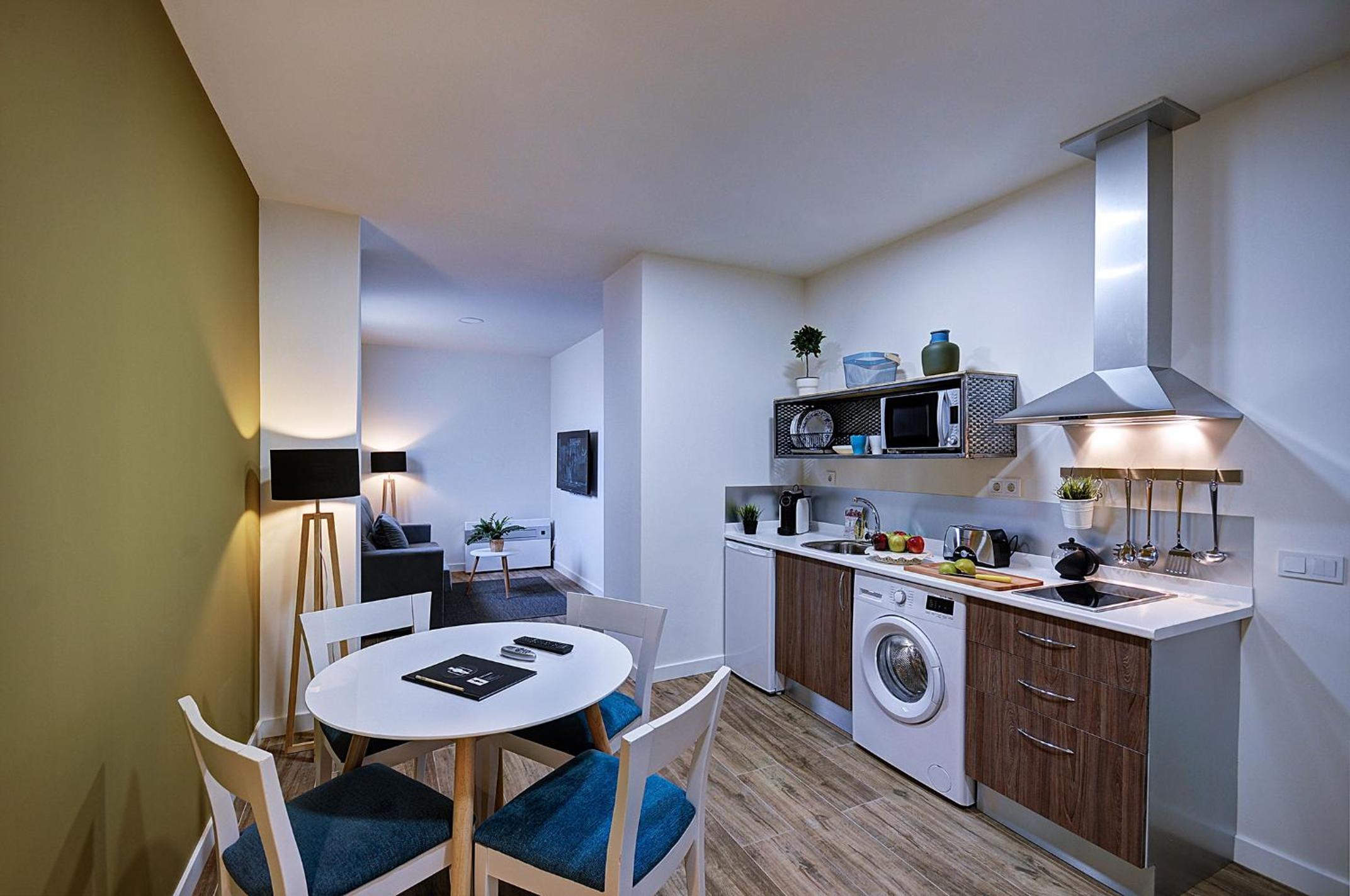 Superior Apartment - Photo 2