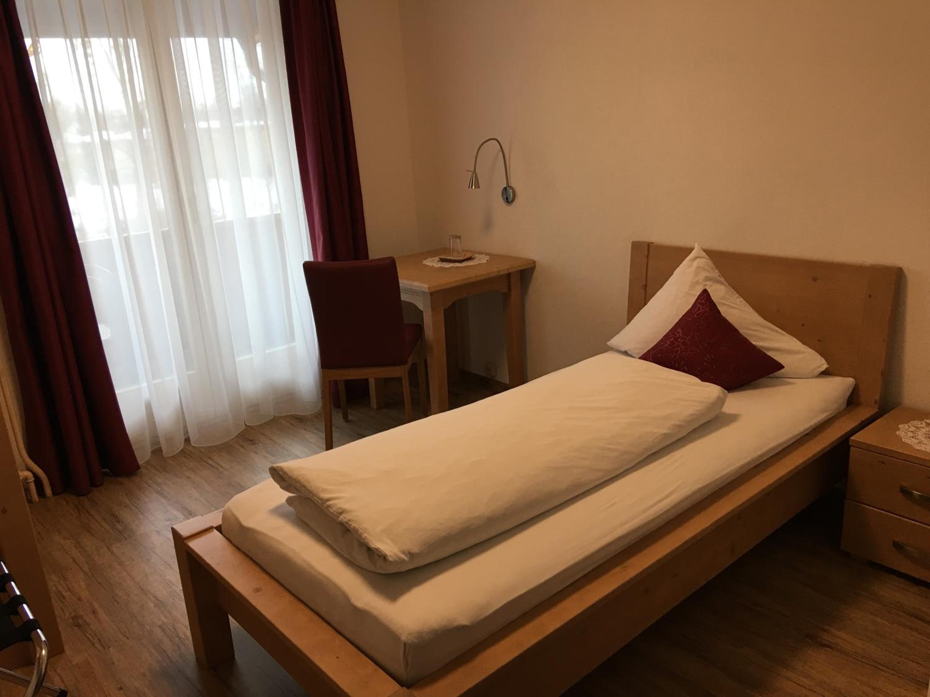 Single Room with Balcony photo 3