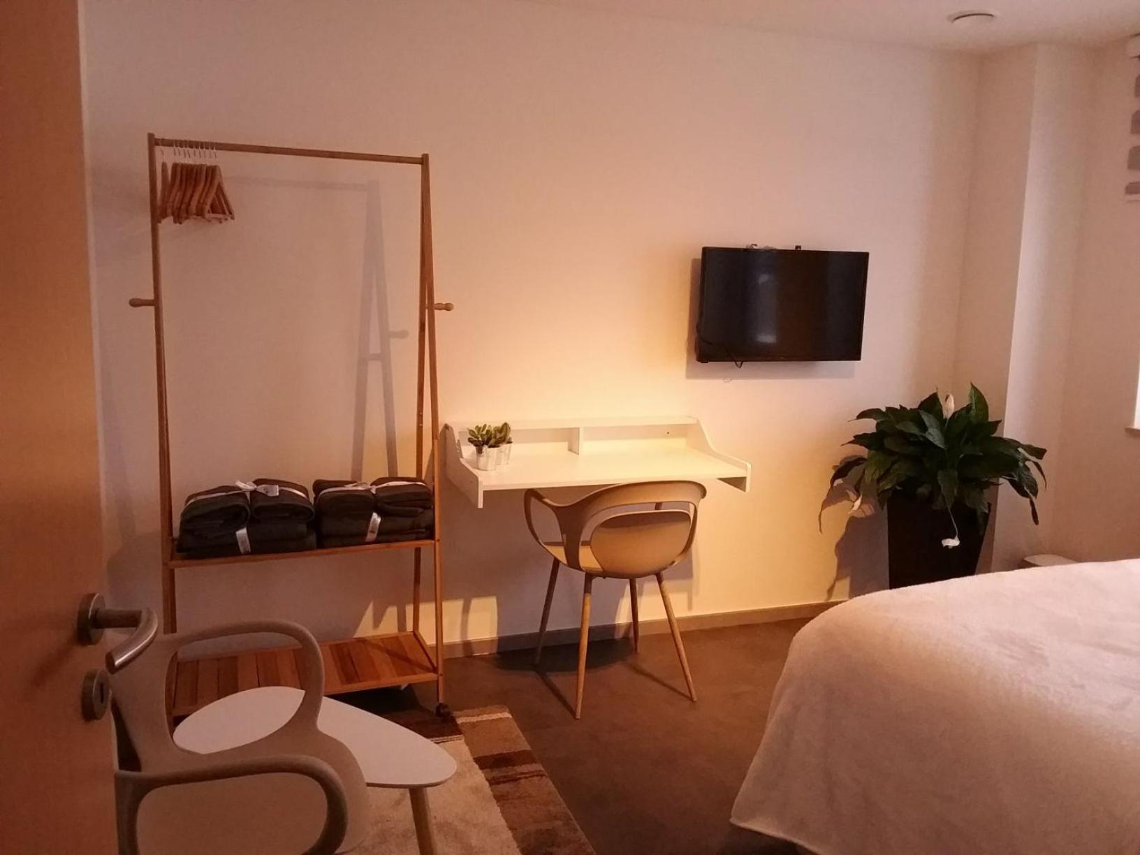 Deluxe Room - Photo 8