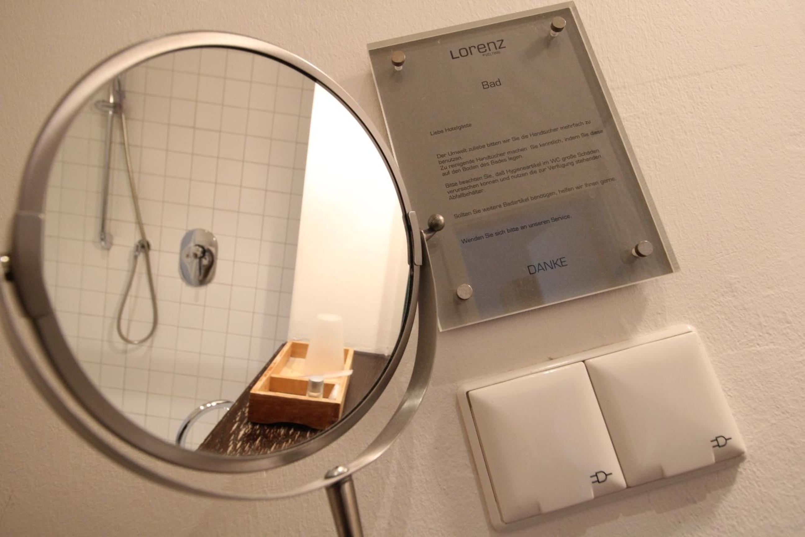Double Room - Photo 7