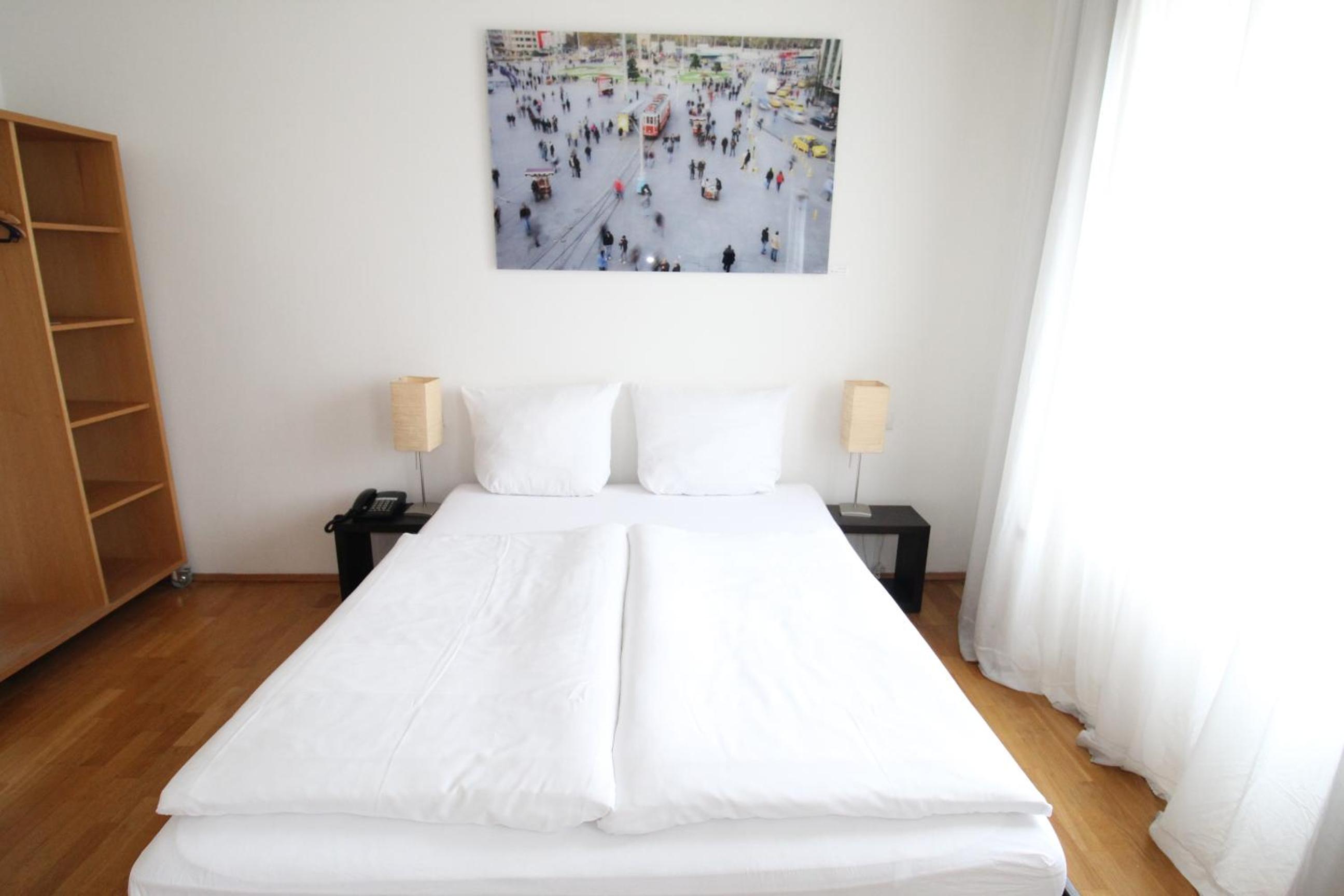 Double Room - Photo 4