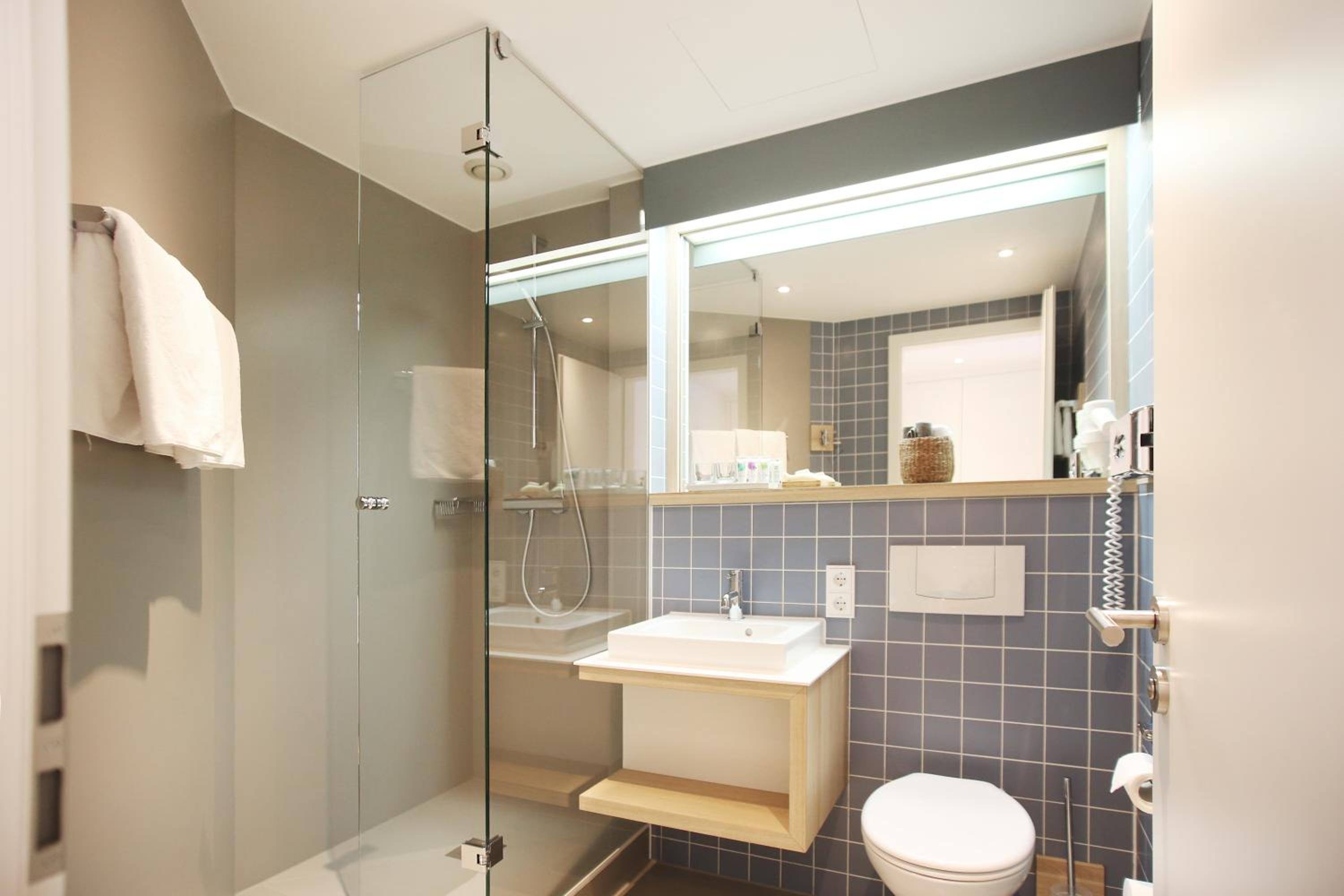 Double Room - Photo 6