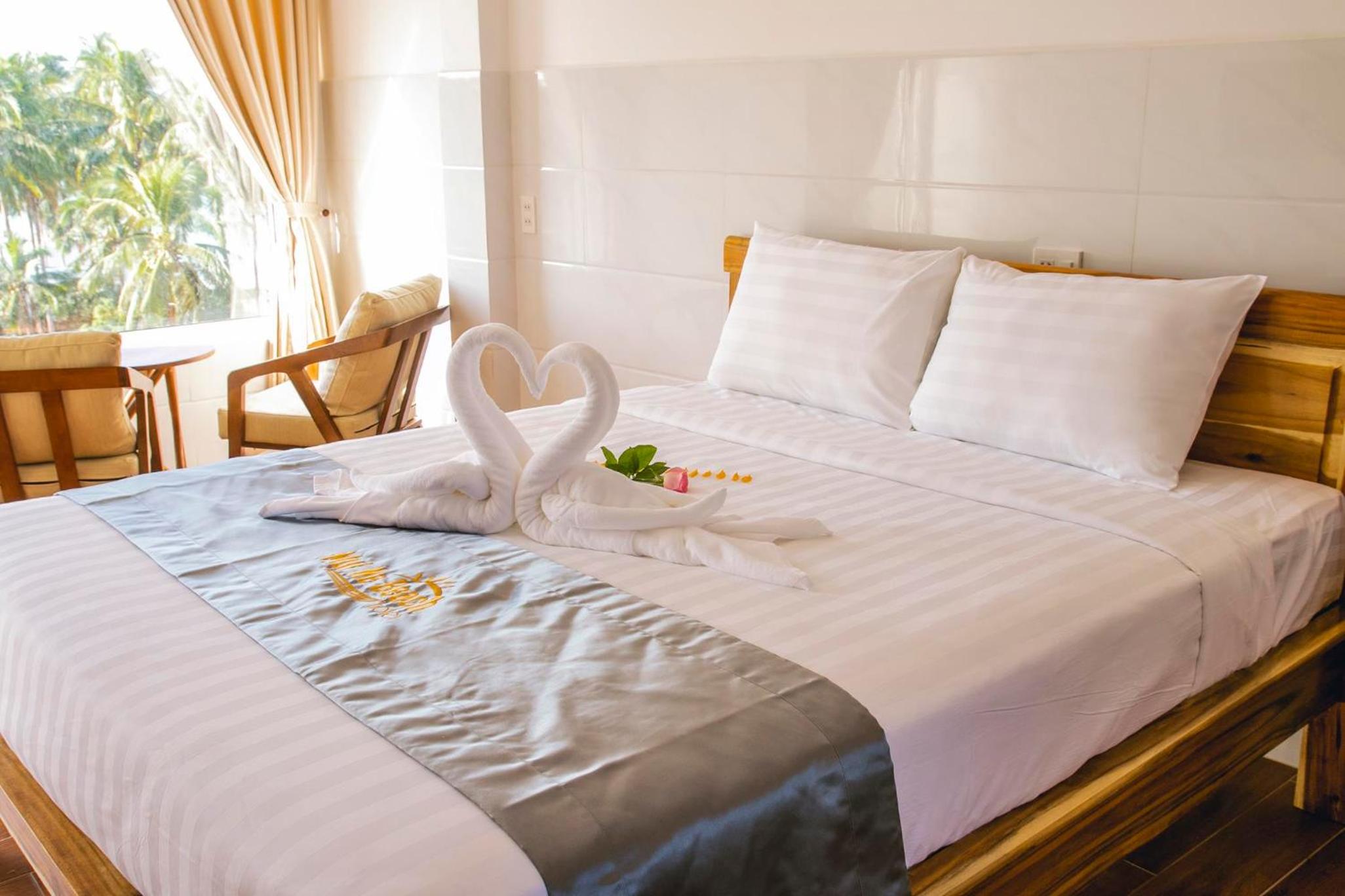 Deluxe Double Room with Balcony and Sea View photo 2