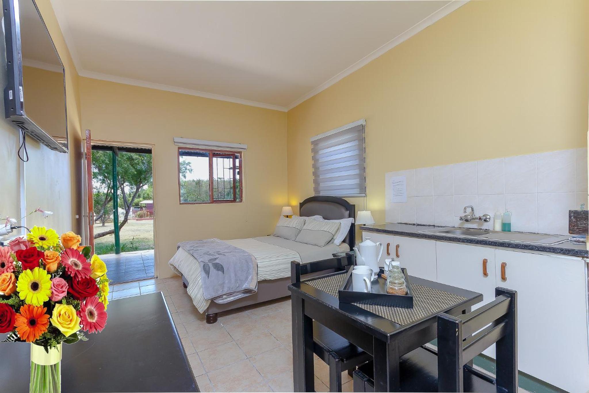 Studio with Garden View photo 1