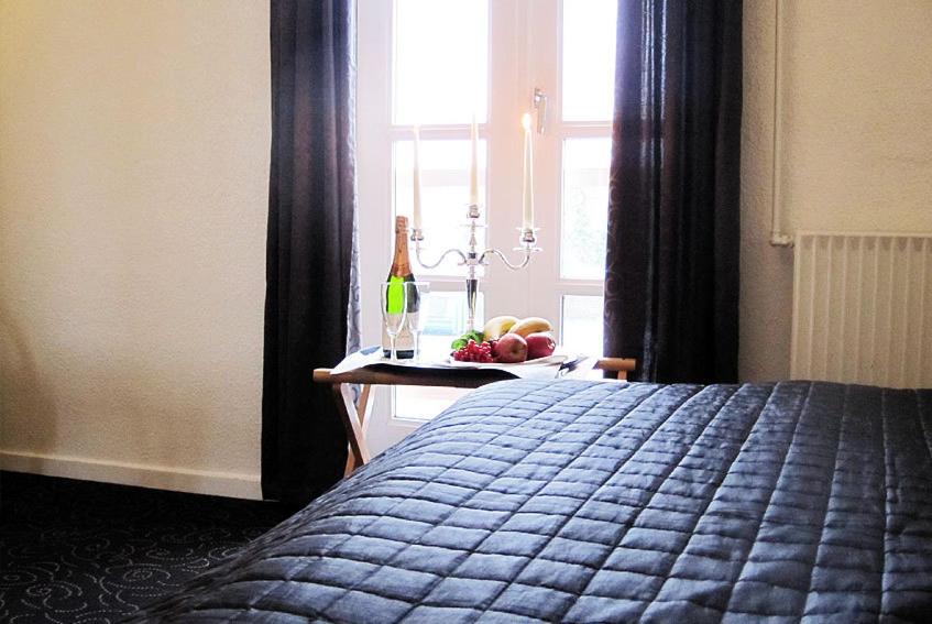 Double or Twin Room - Photo 1