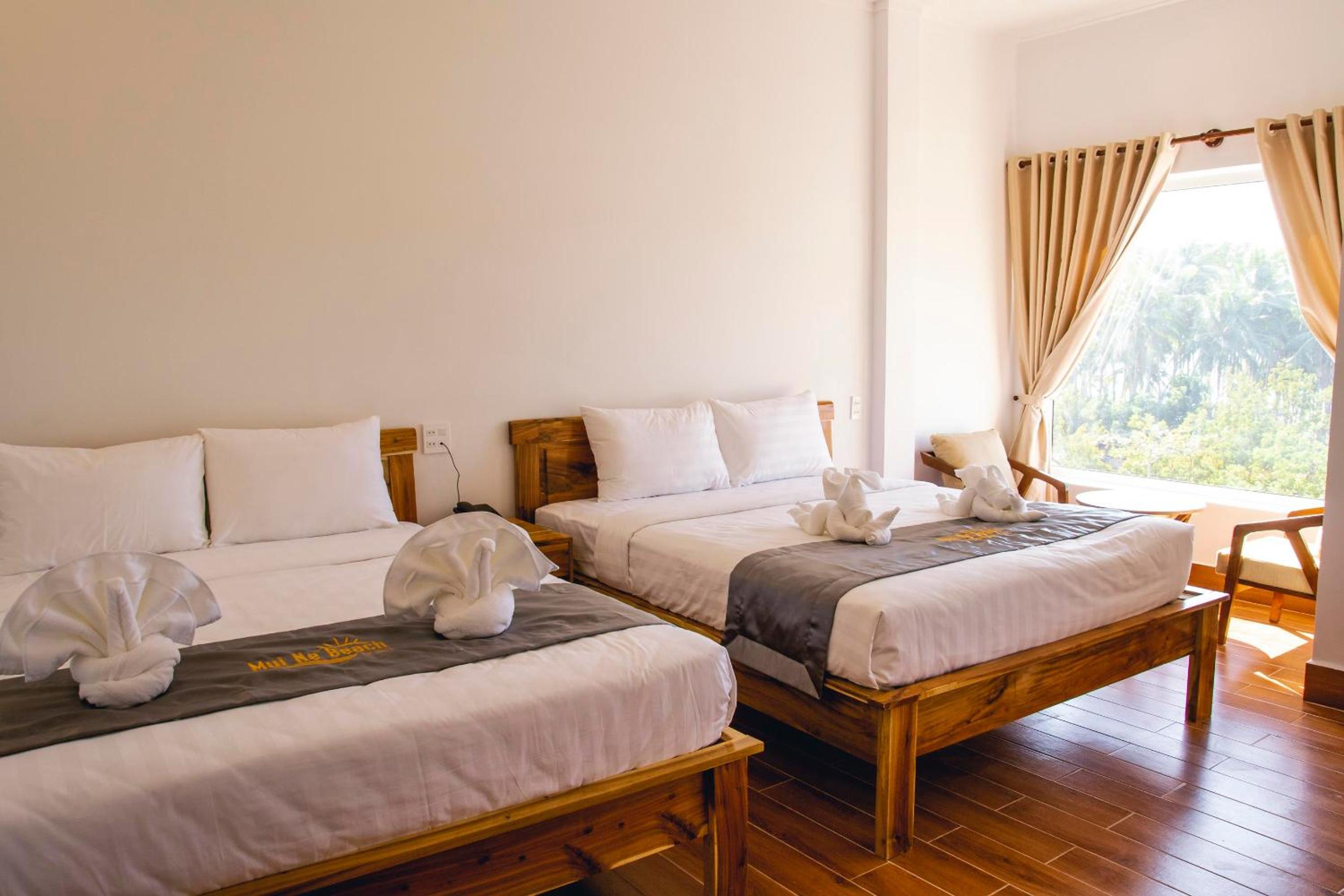 Family Suite with Balcony photo 3