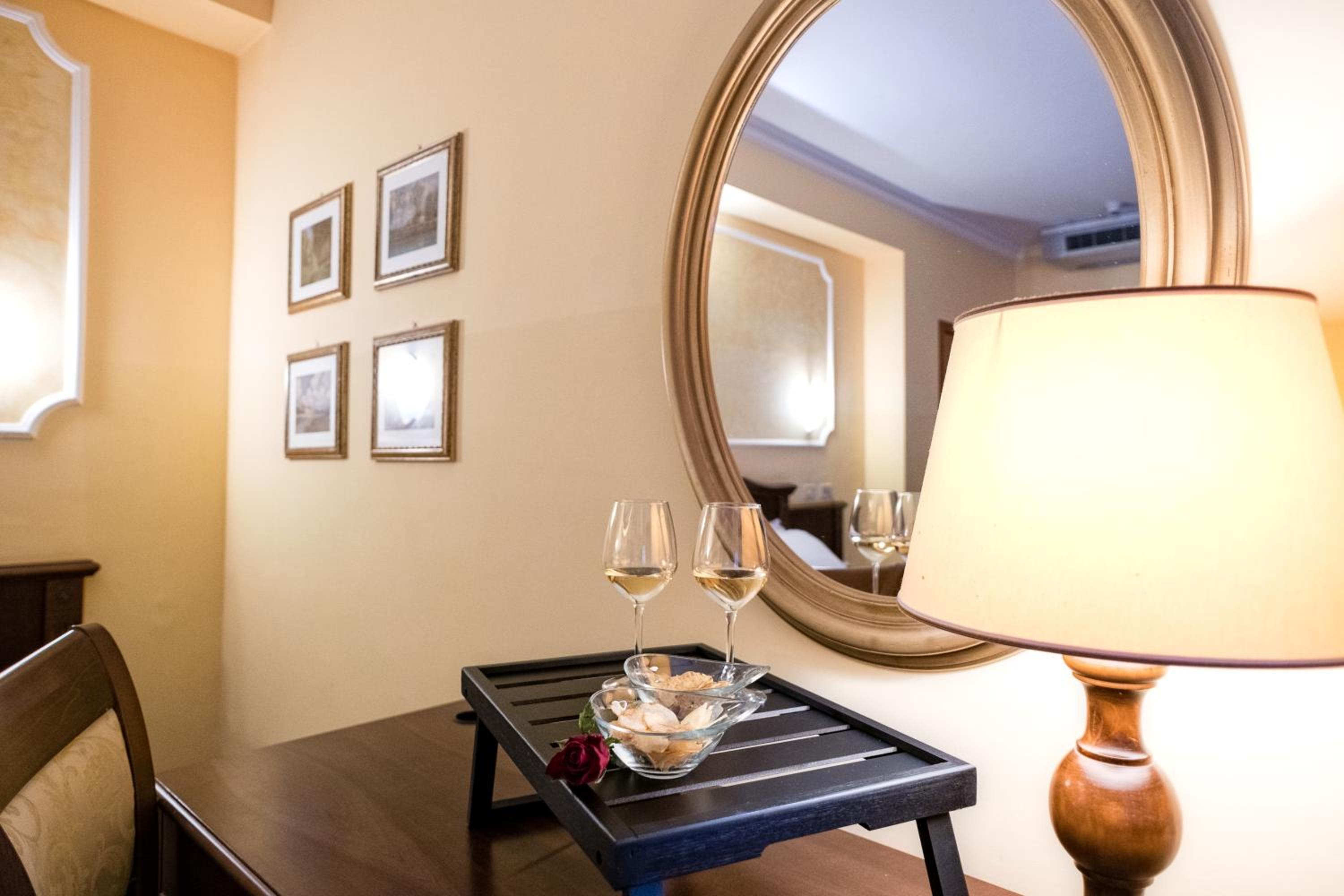 Superior Double Room - Photo 16