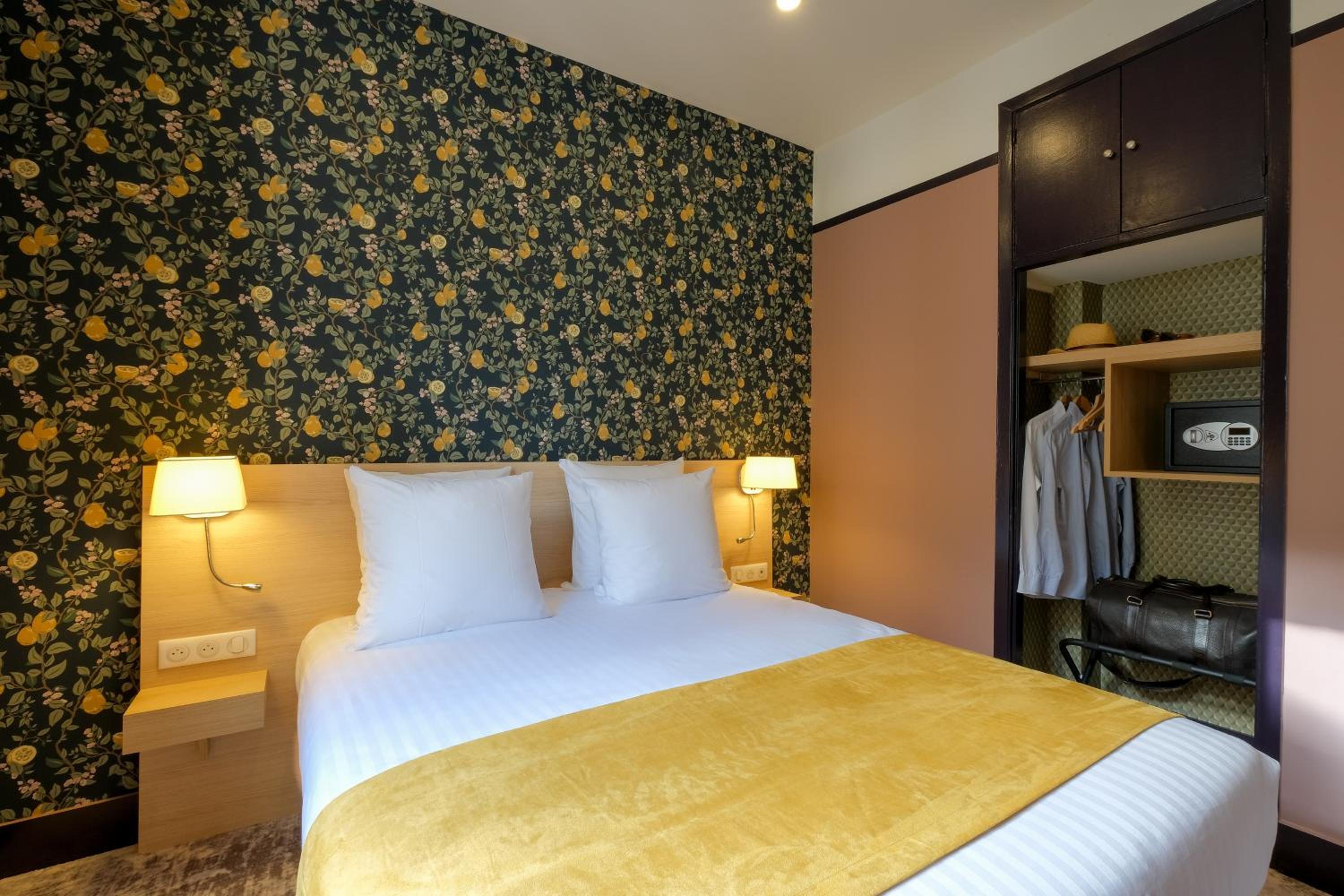 Small Standard Double Room - Photo 5