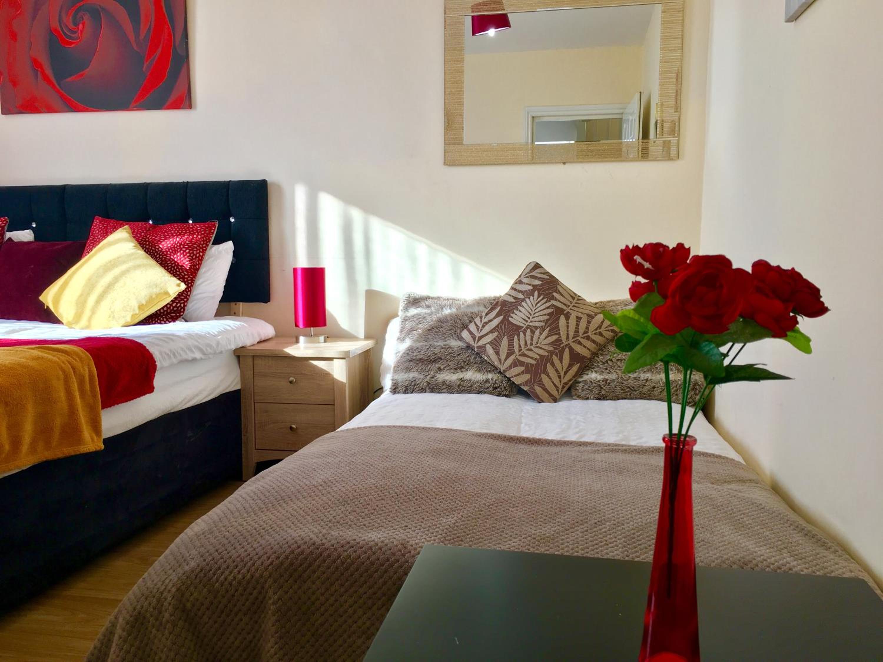 Triple Room with Bathroom - Photo 5