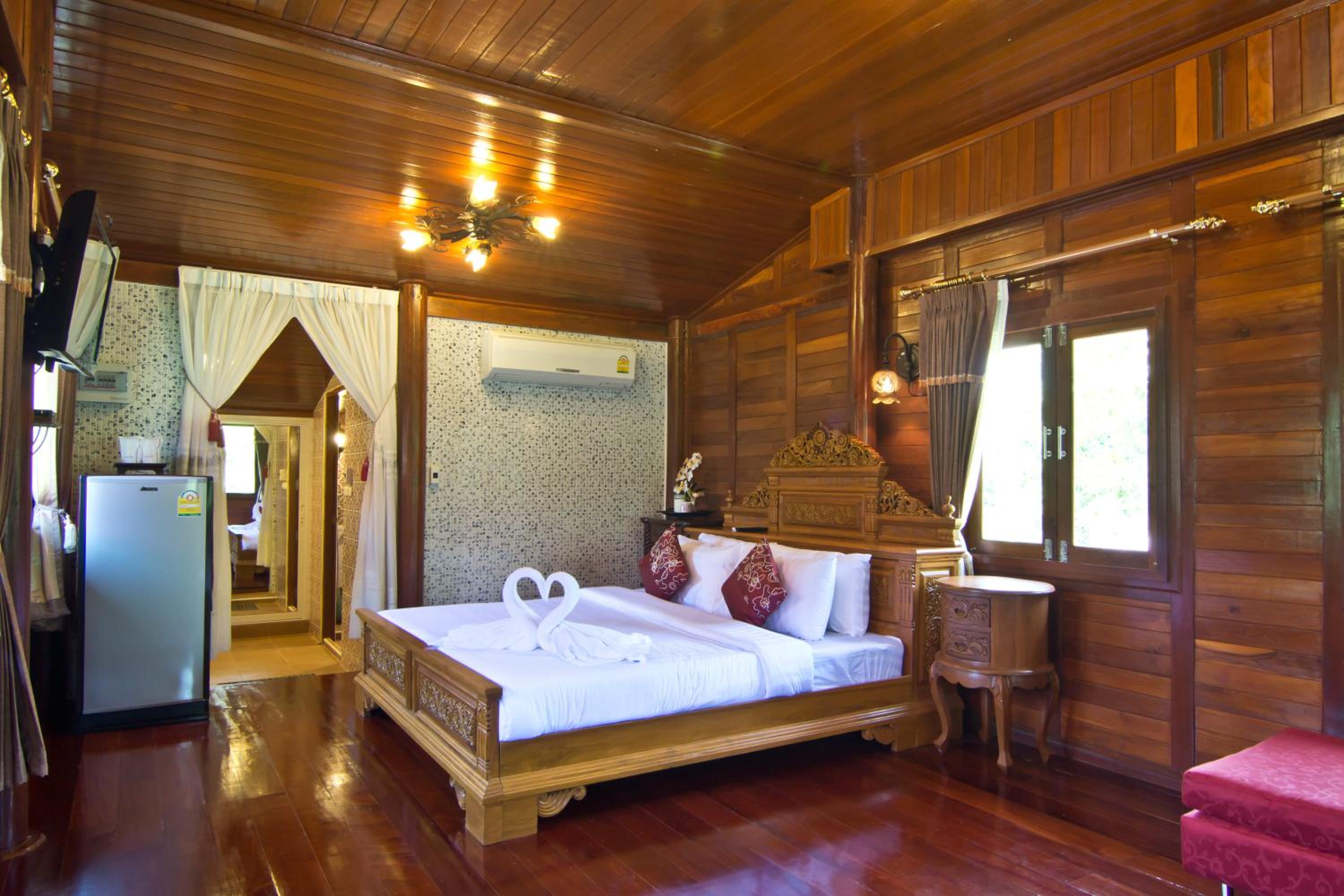 Suite - Photo 2