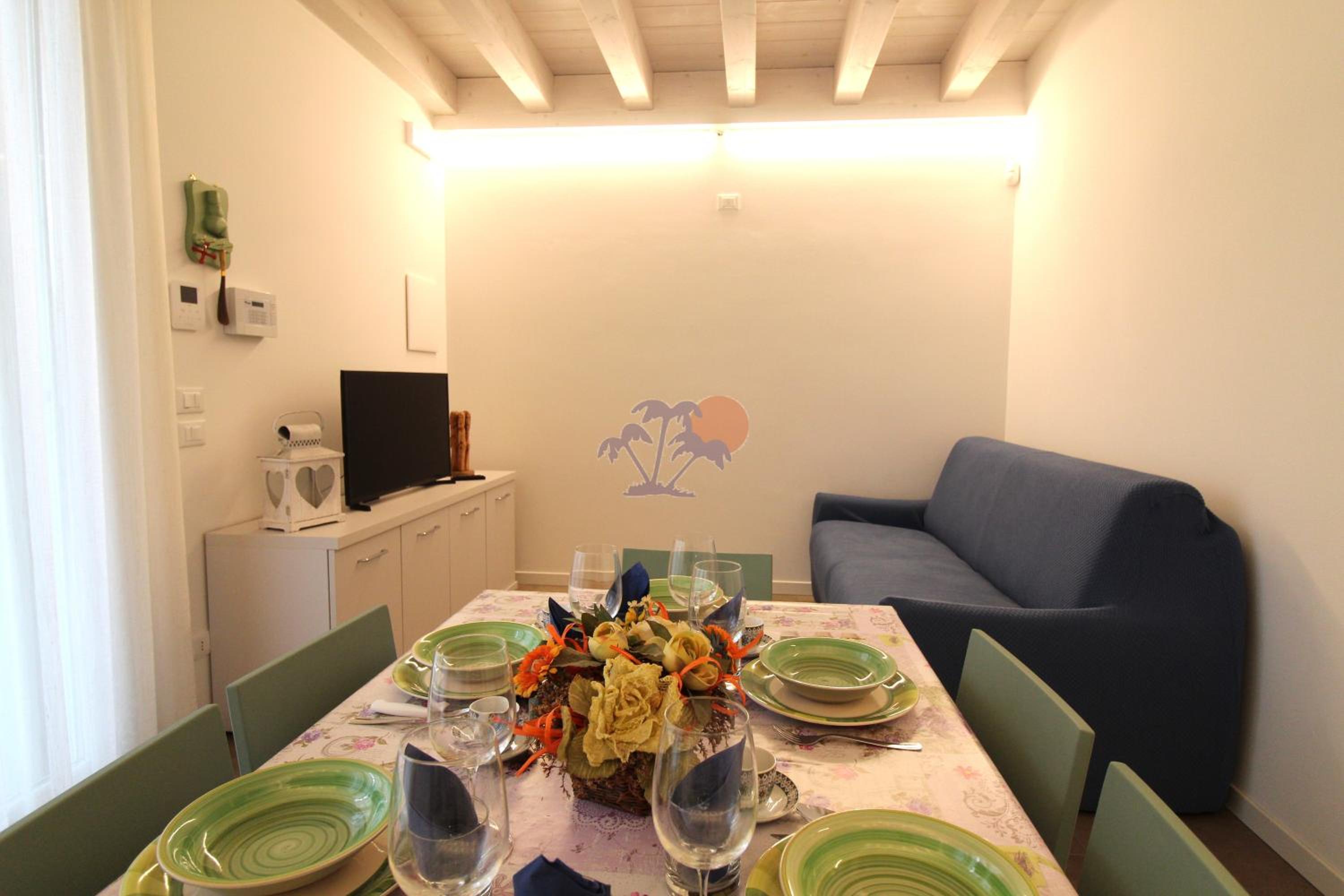 Apartment with Balcony photo 2