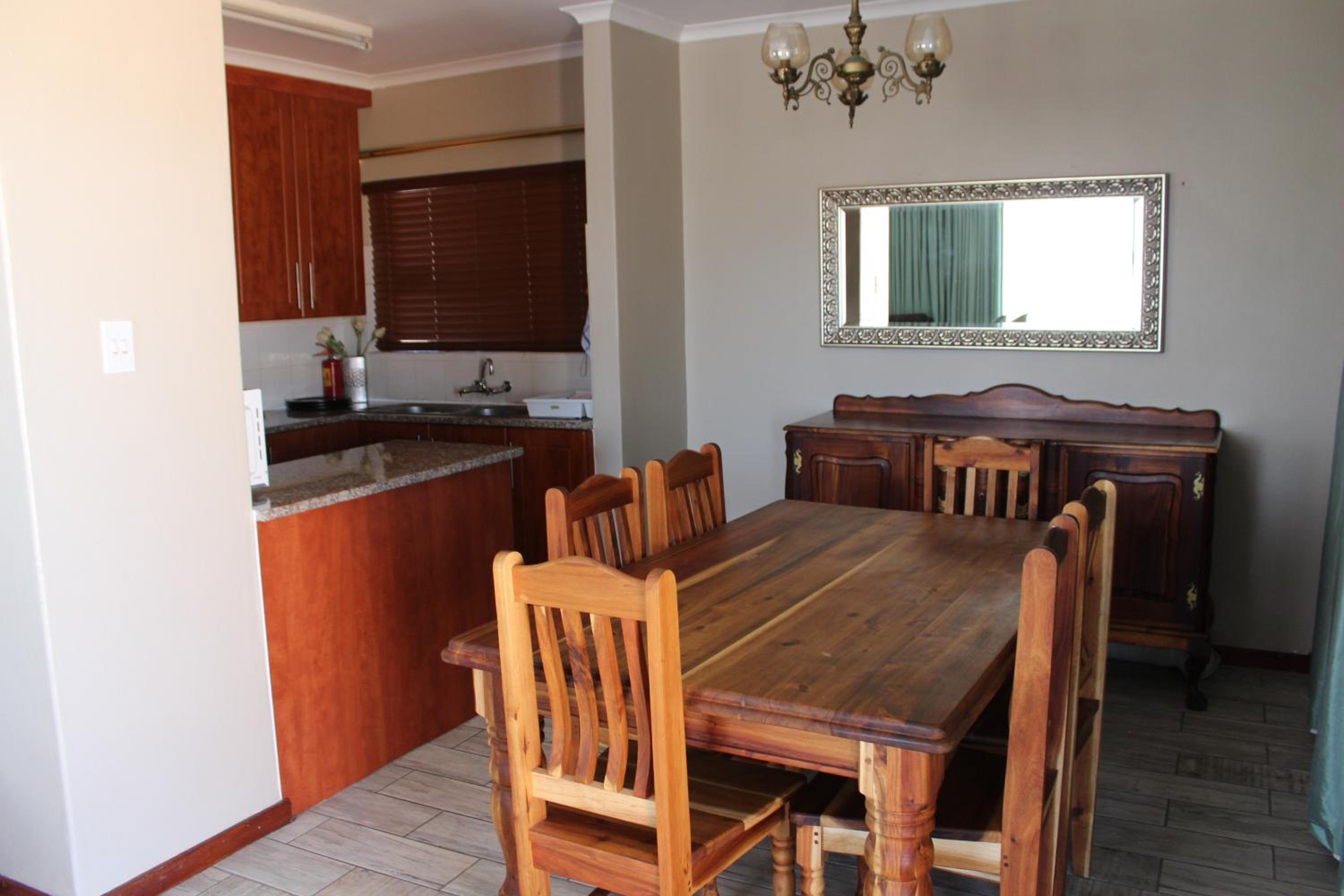 Two-Bedroom Apartment with Sea View - Photo 2