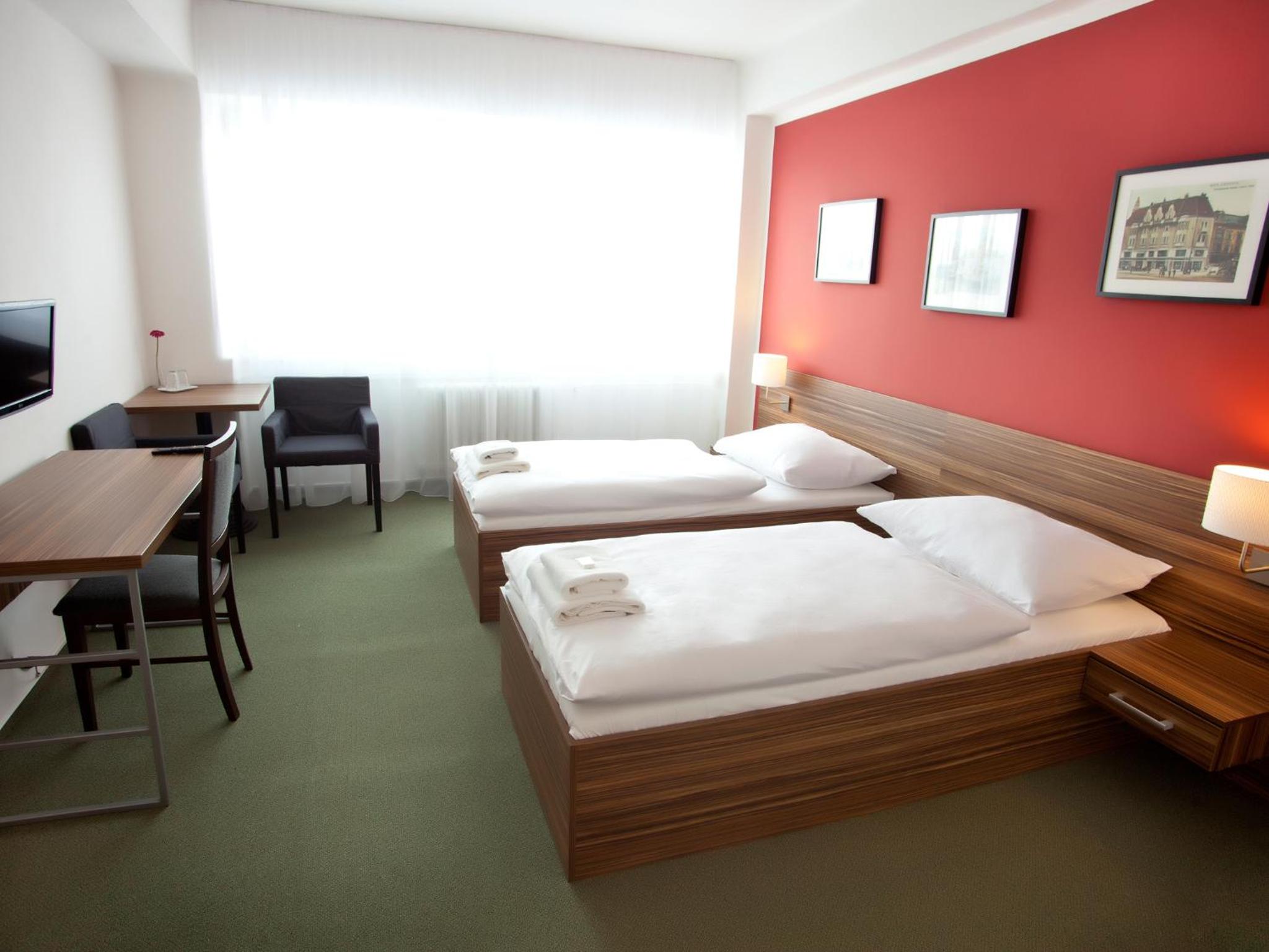 Deluxe Twin Room photo 1
