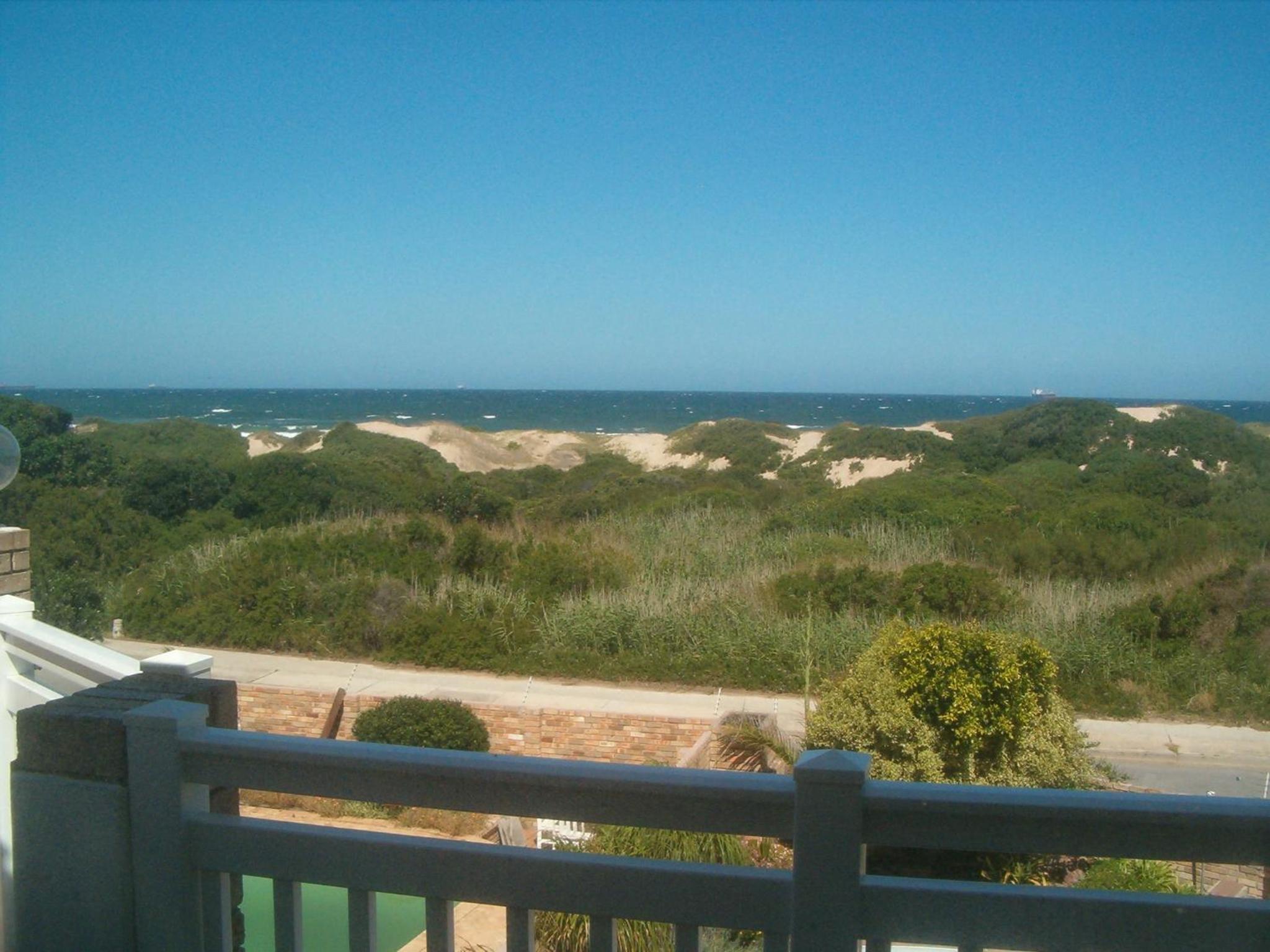 Deluxe Double or Twin Room with Sea View photo 3