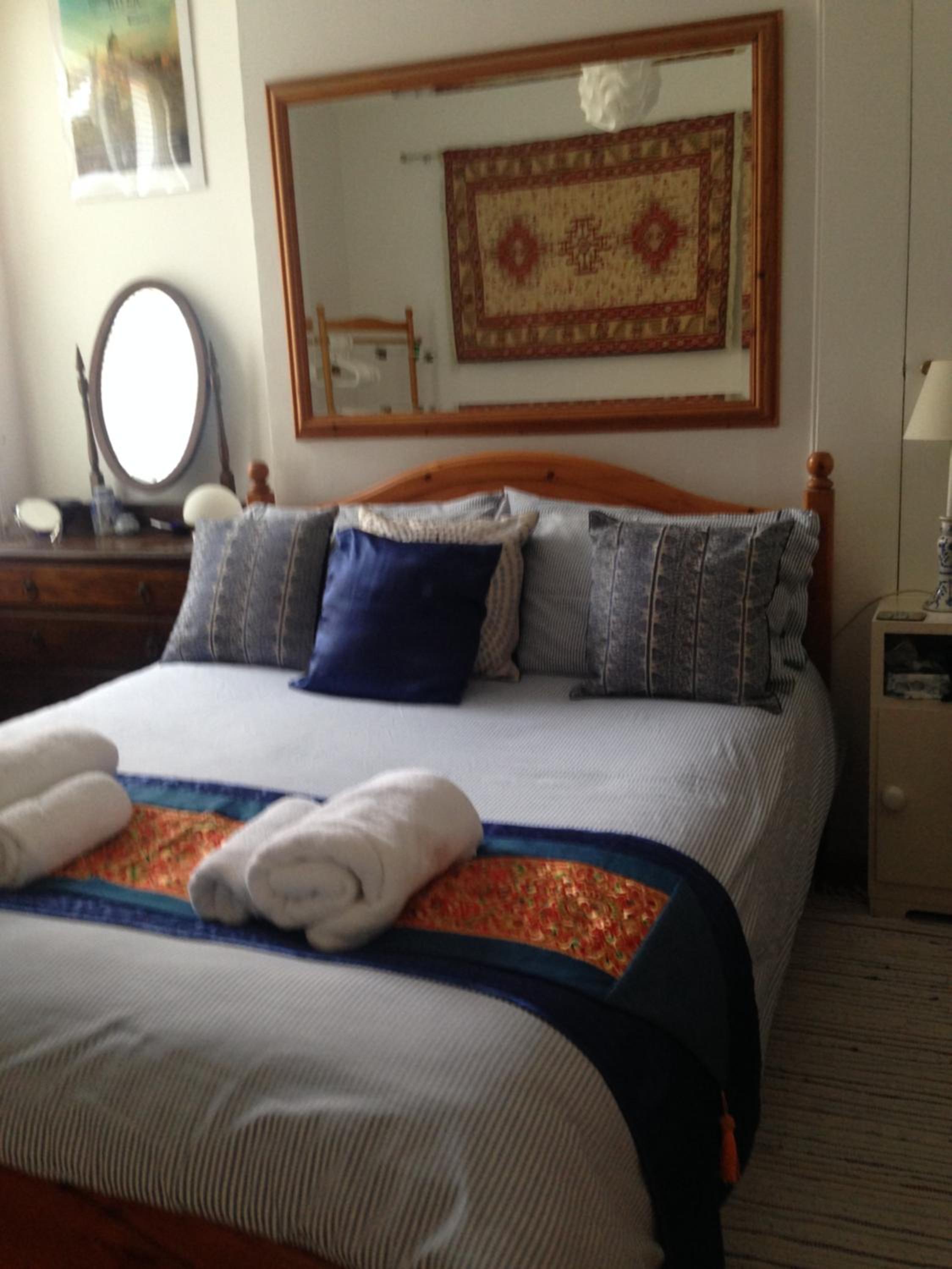 Deluxe King Room photo 1