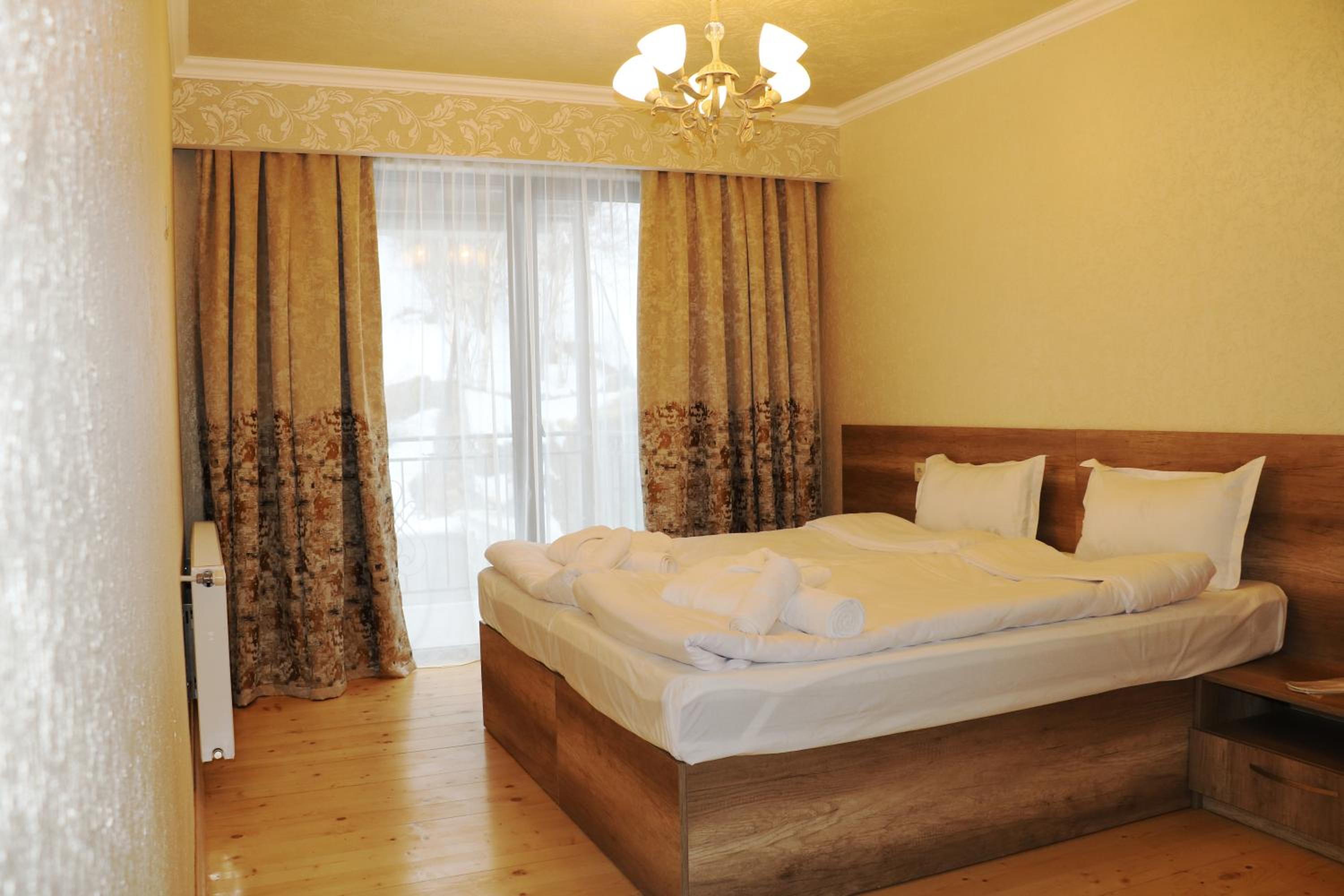 Deluxe Double or Twin Room with Balcony