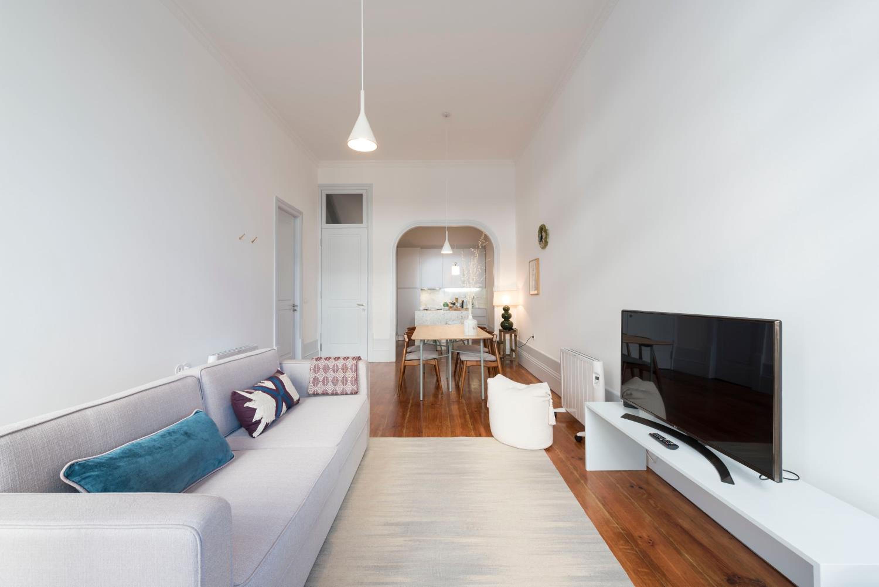 One-Bedroom Apartment - 1st floor