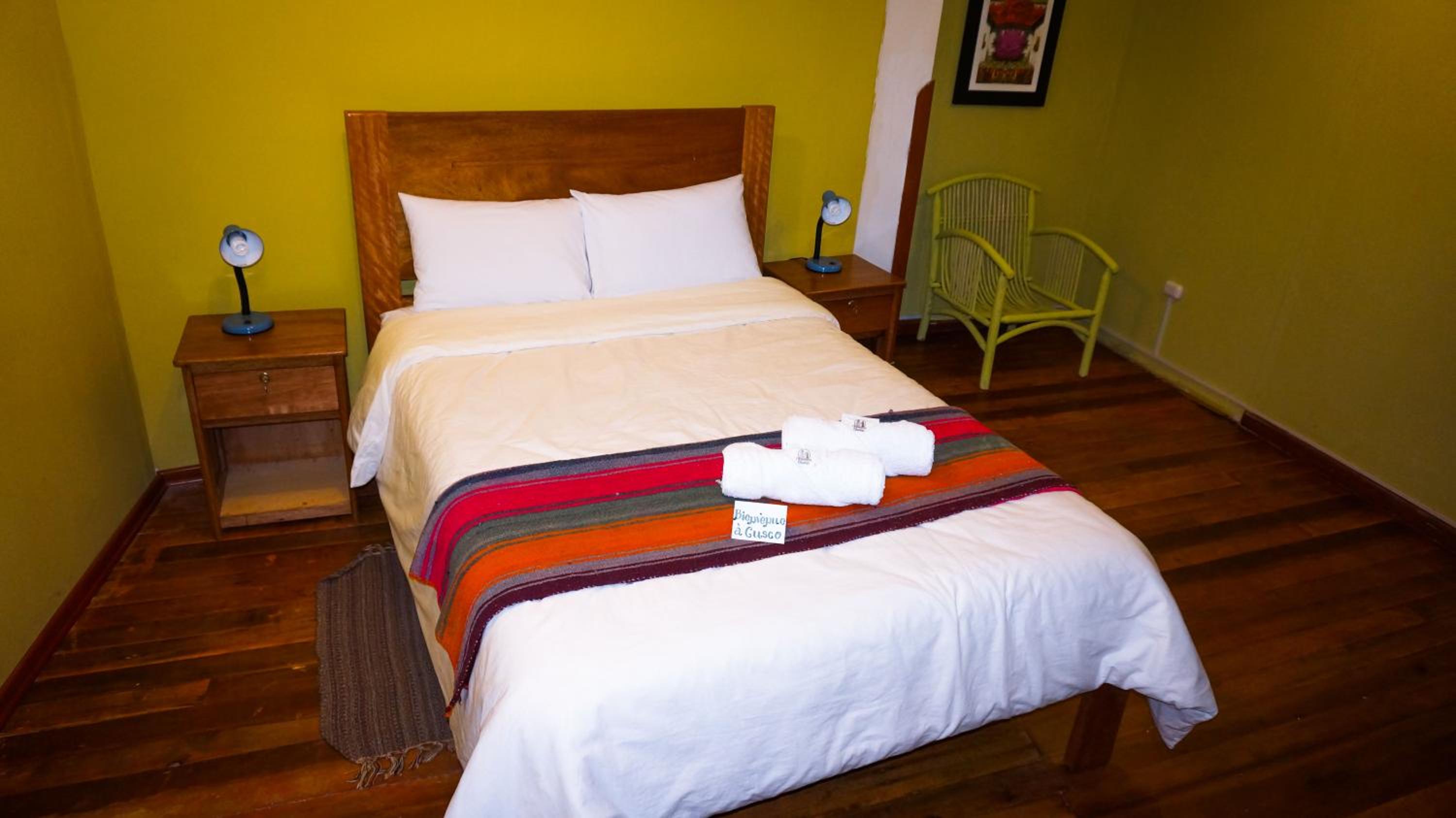 Double Room with Shared Bathroom photo 2