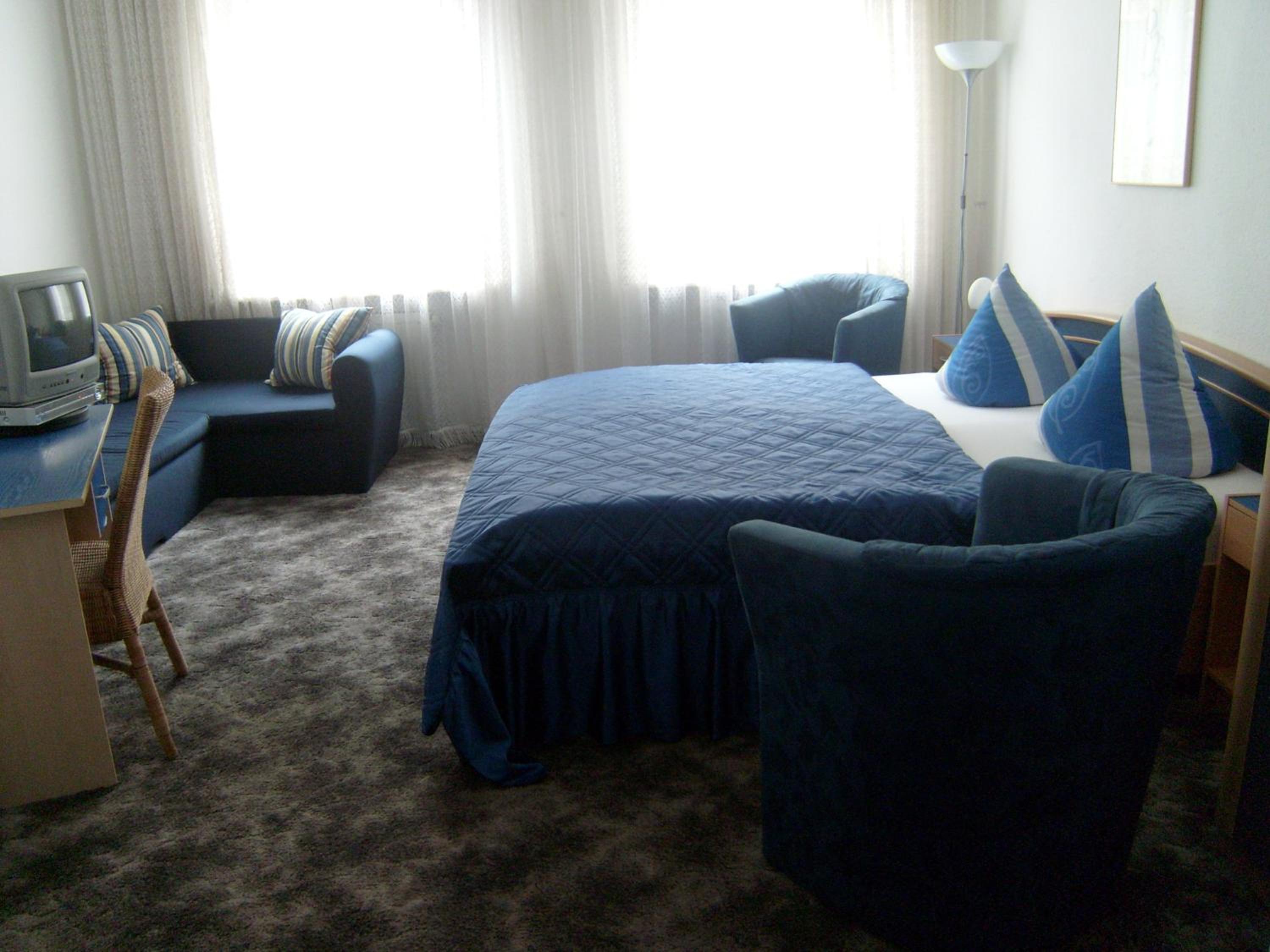 Single Room photo 3