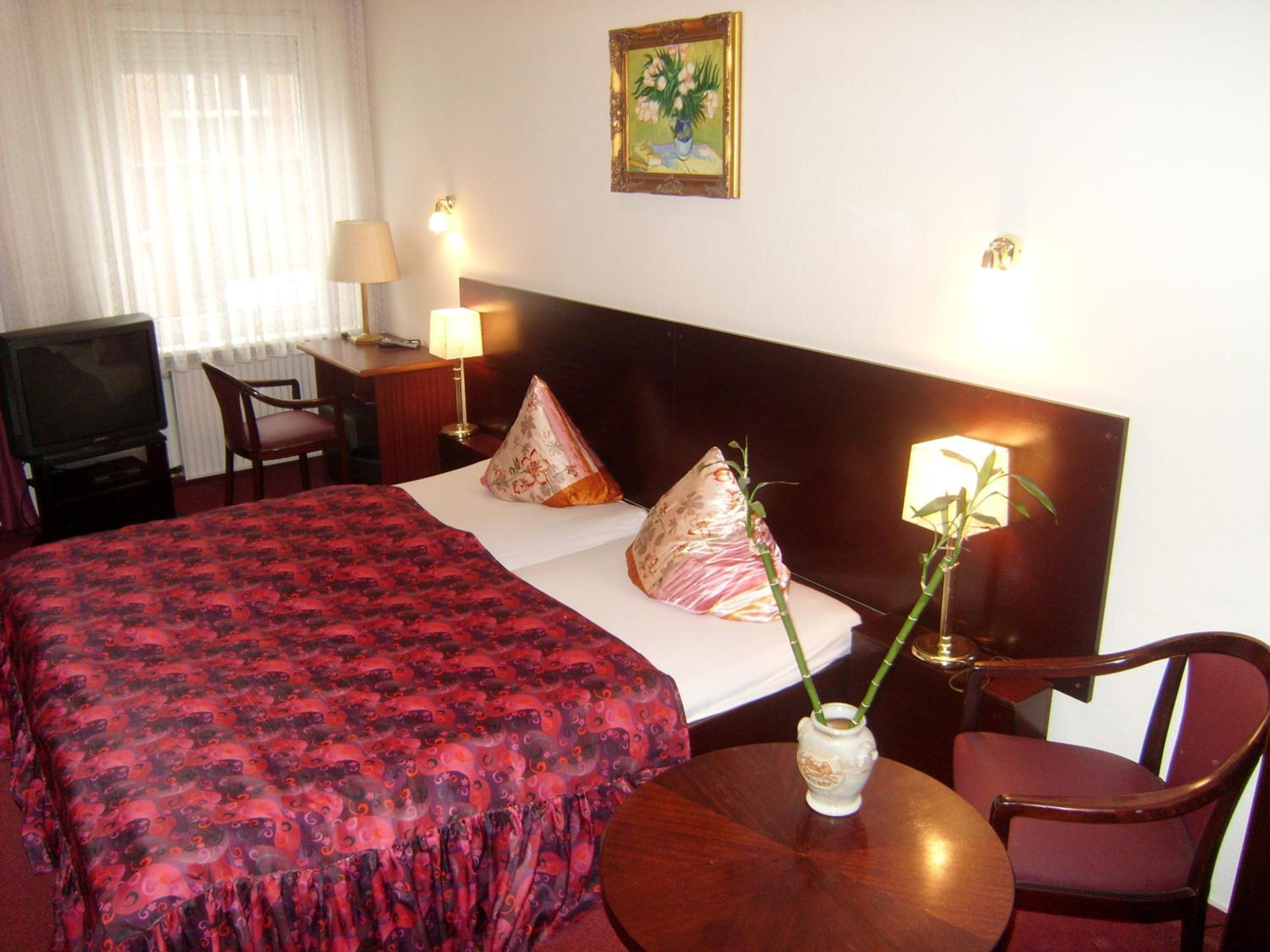 Single Room photo 2