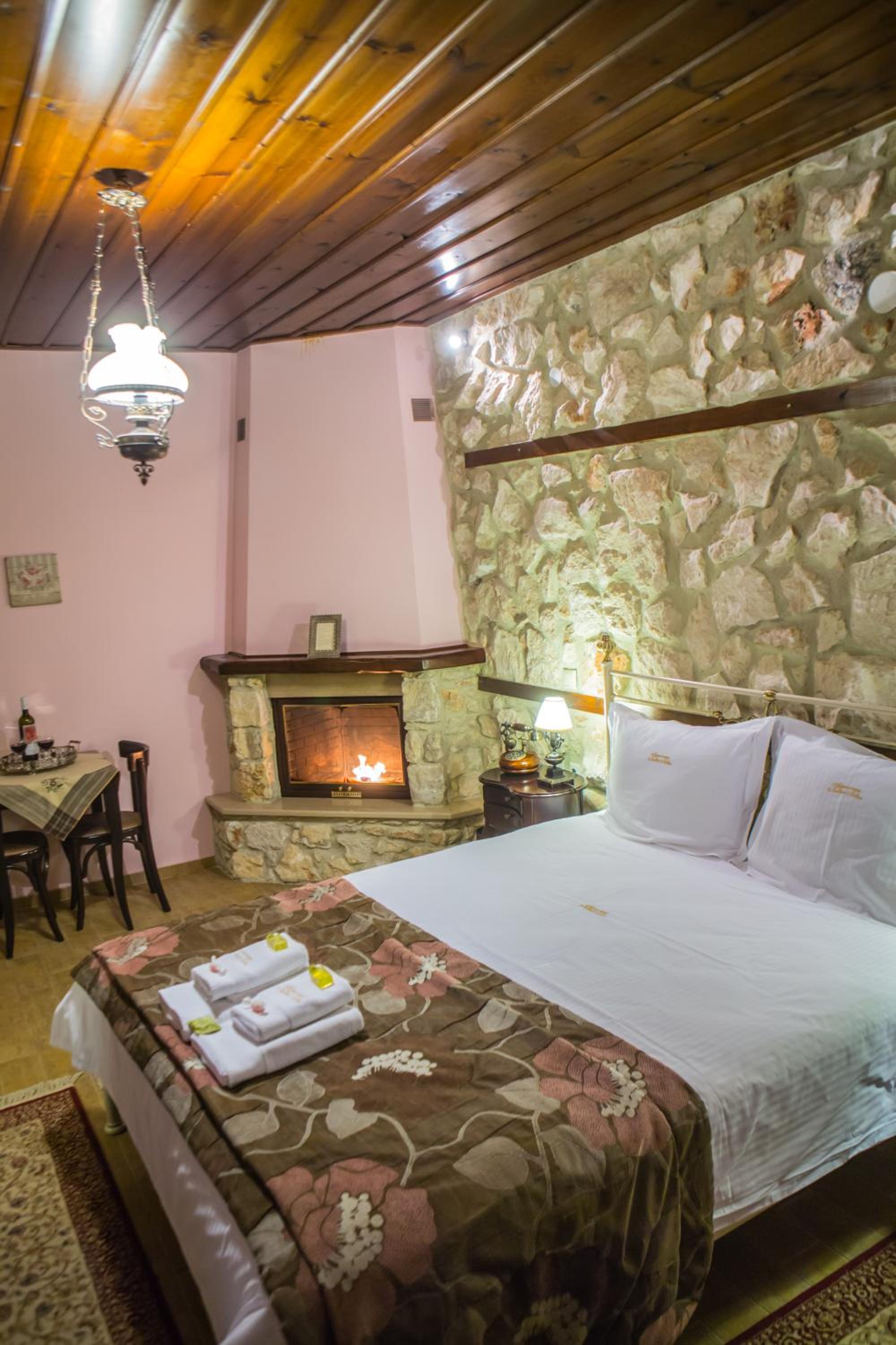 Deluxe Double Room photo 3