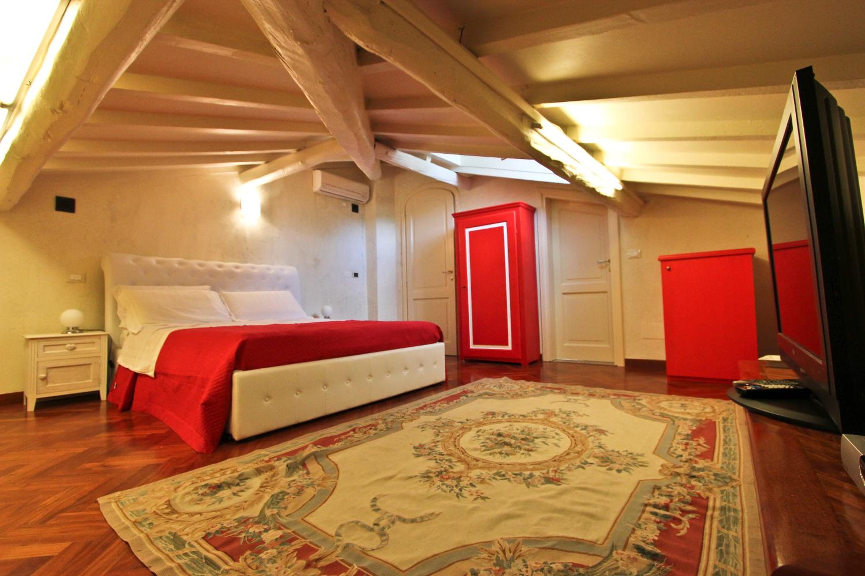 Attic photo 1