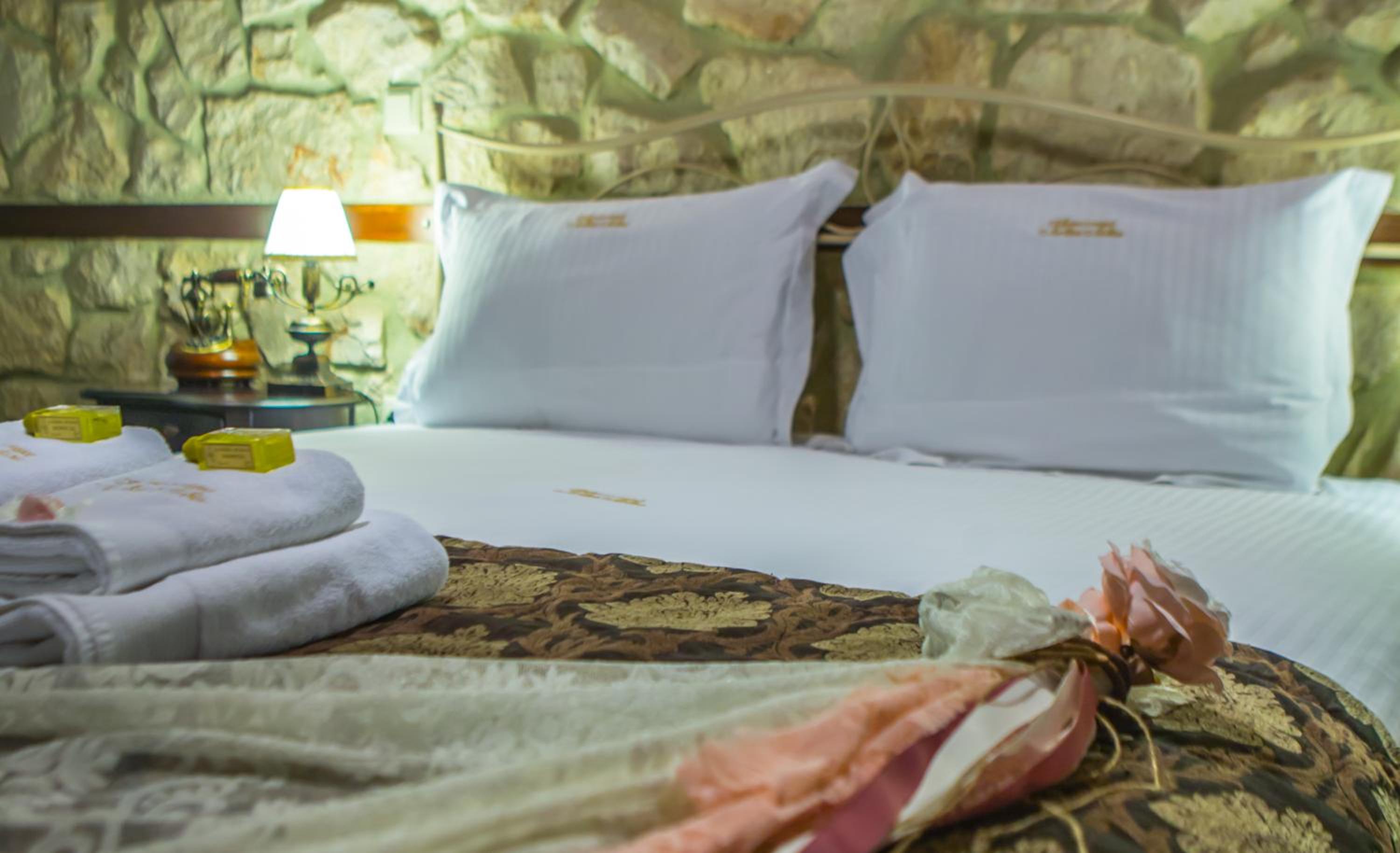 Standard Double or Twin Room photo 1