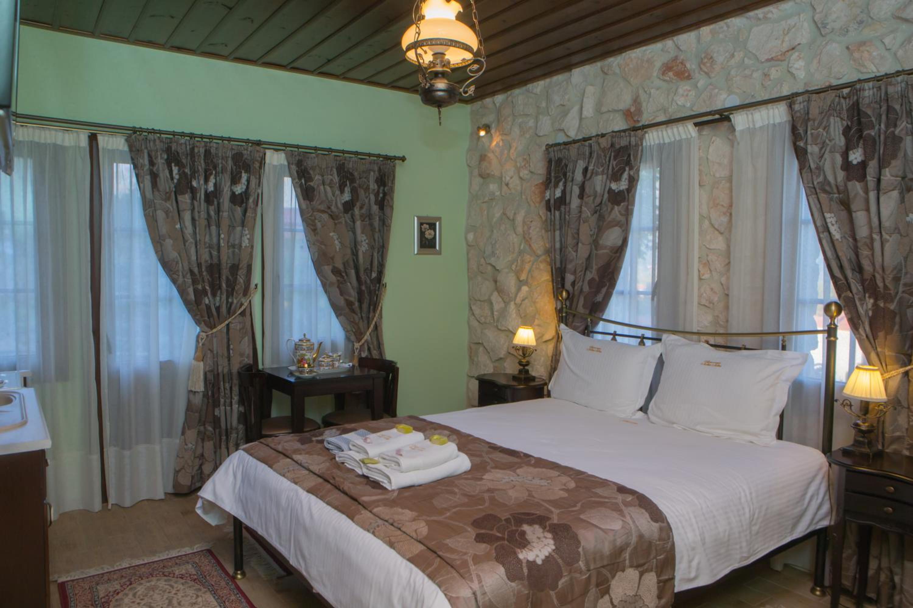 Standard Double or Twin Room photo 2