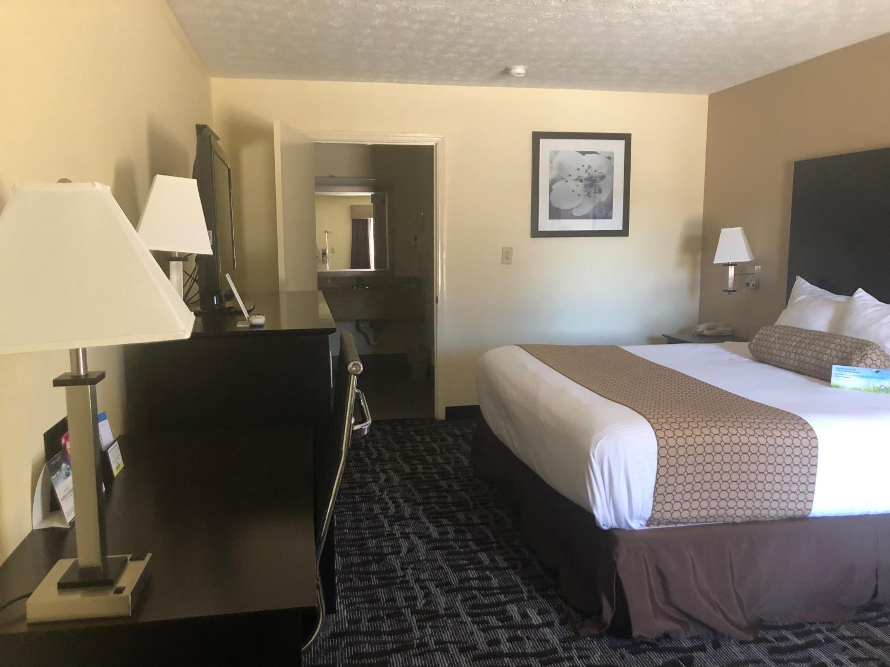 King Room - Disability Access/Non-Smoking - Photo 2