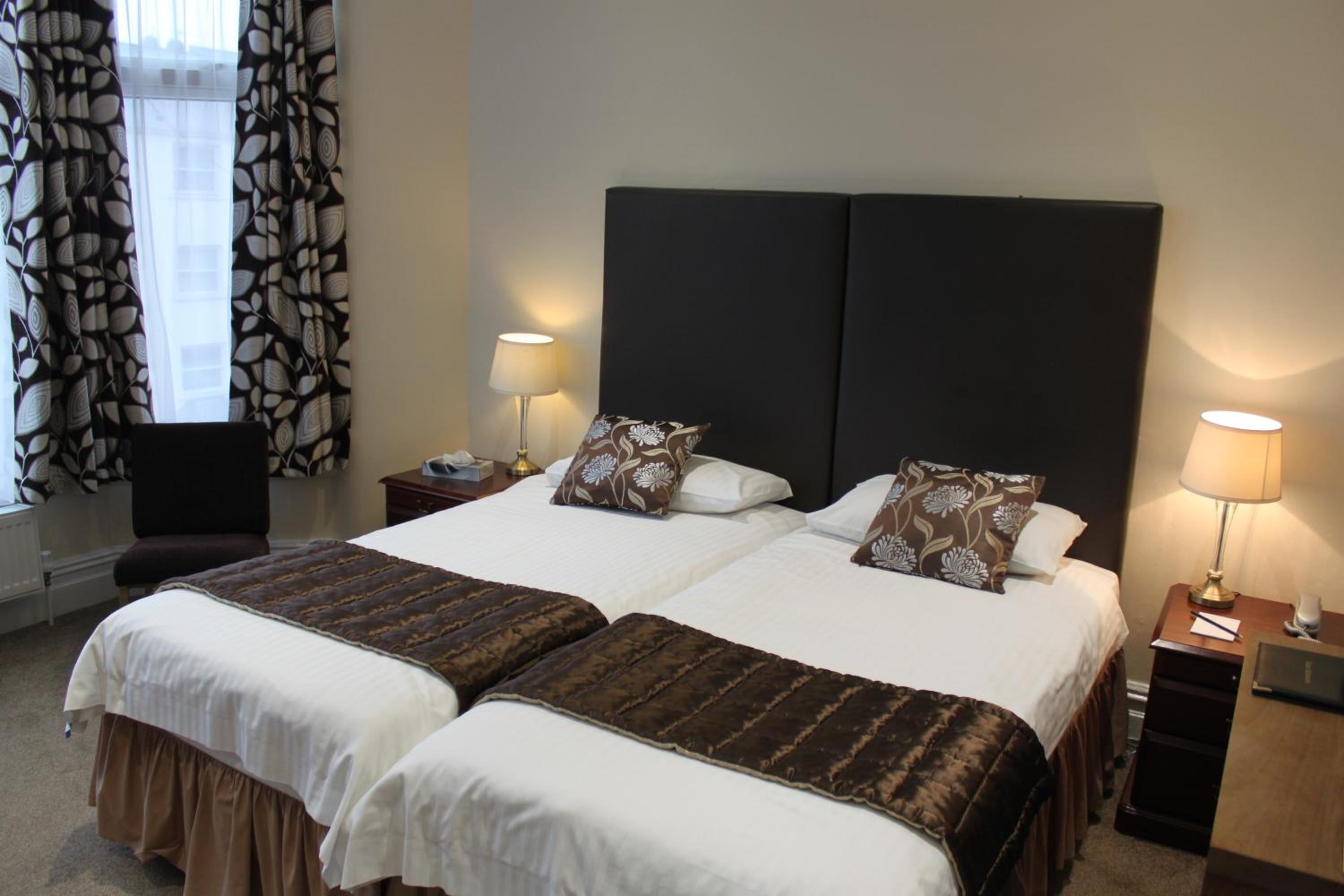 Superior Double or Twin Room photo 3