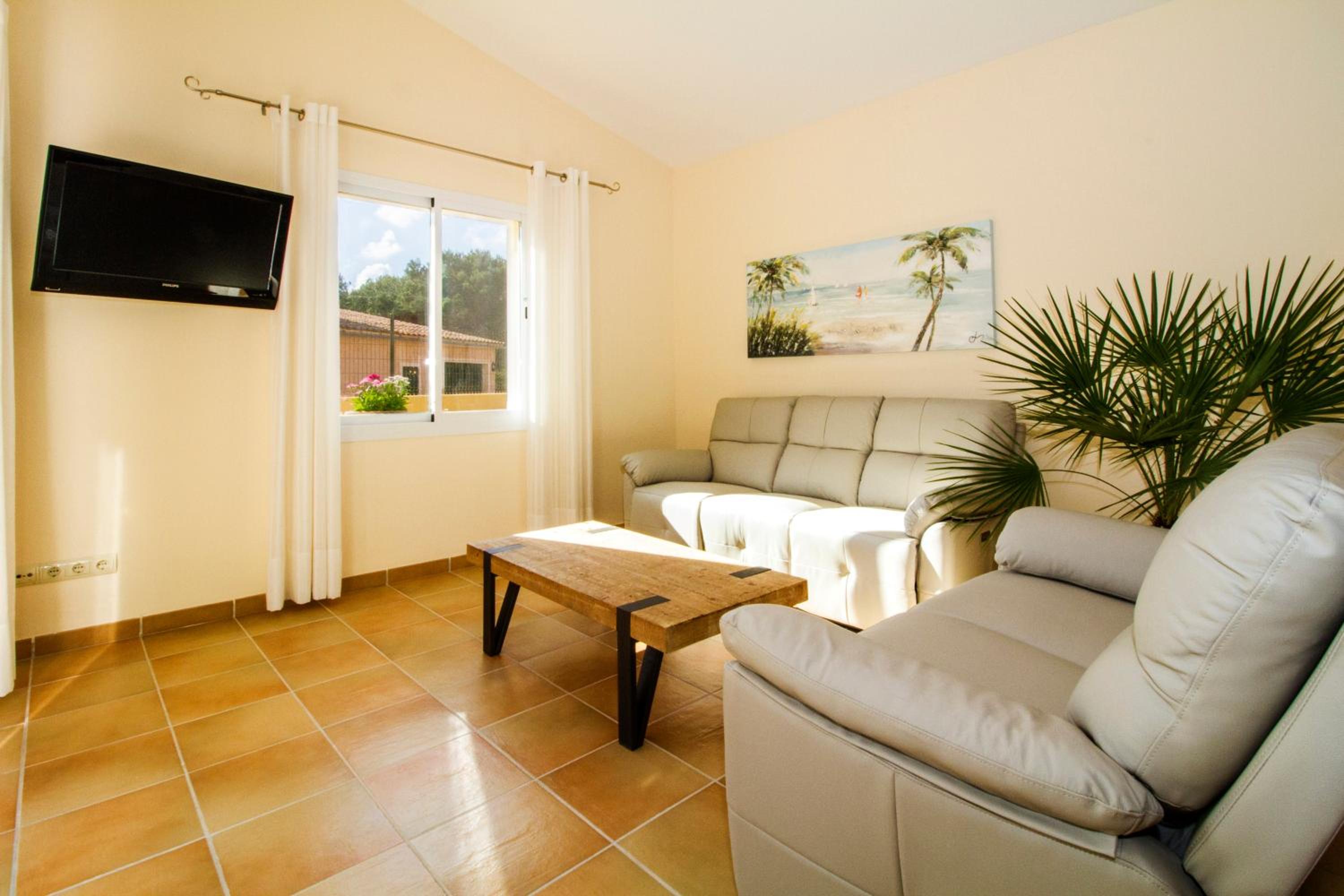 Villa de Tres Habitaciones